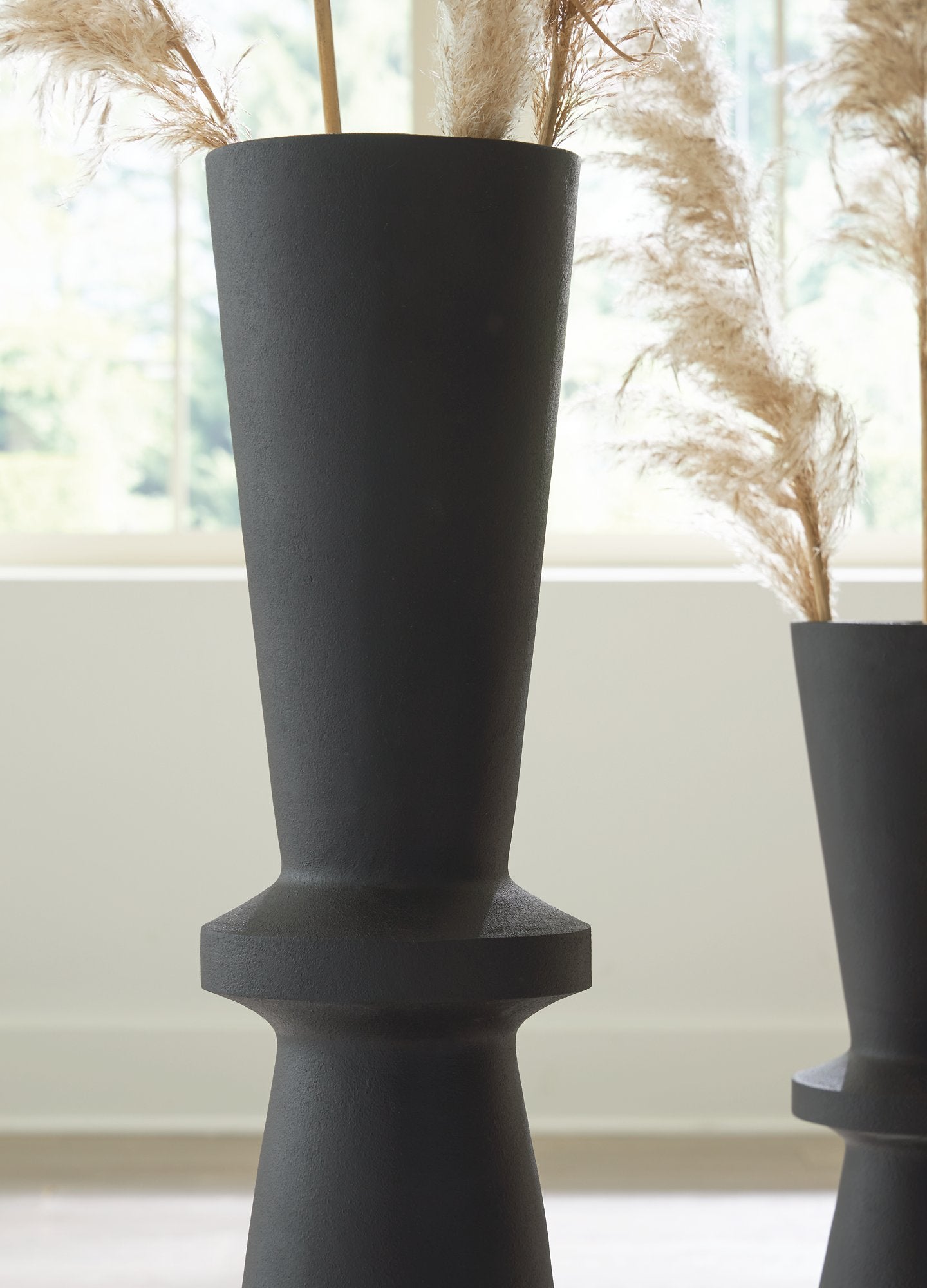 Collisten Vase - Luxury Home Furniture (MI)