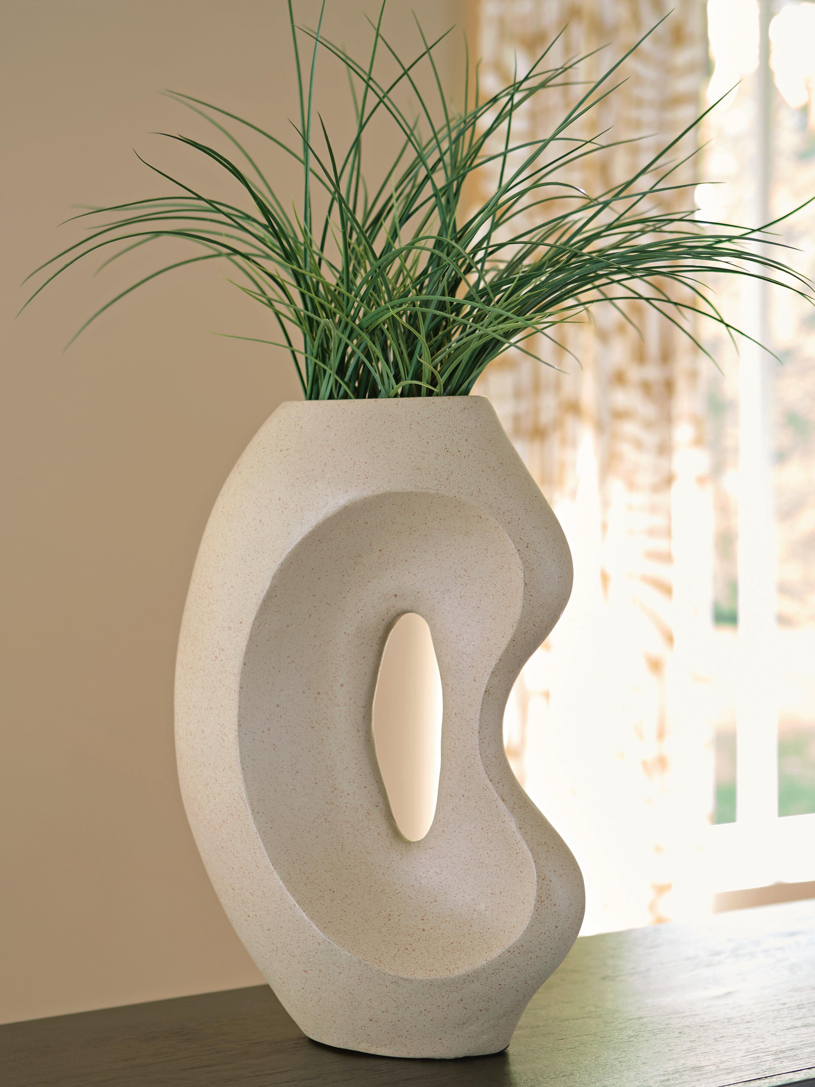 Odion Vase - Luxury Home Furniture (MI)