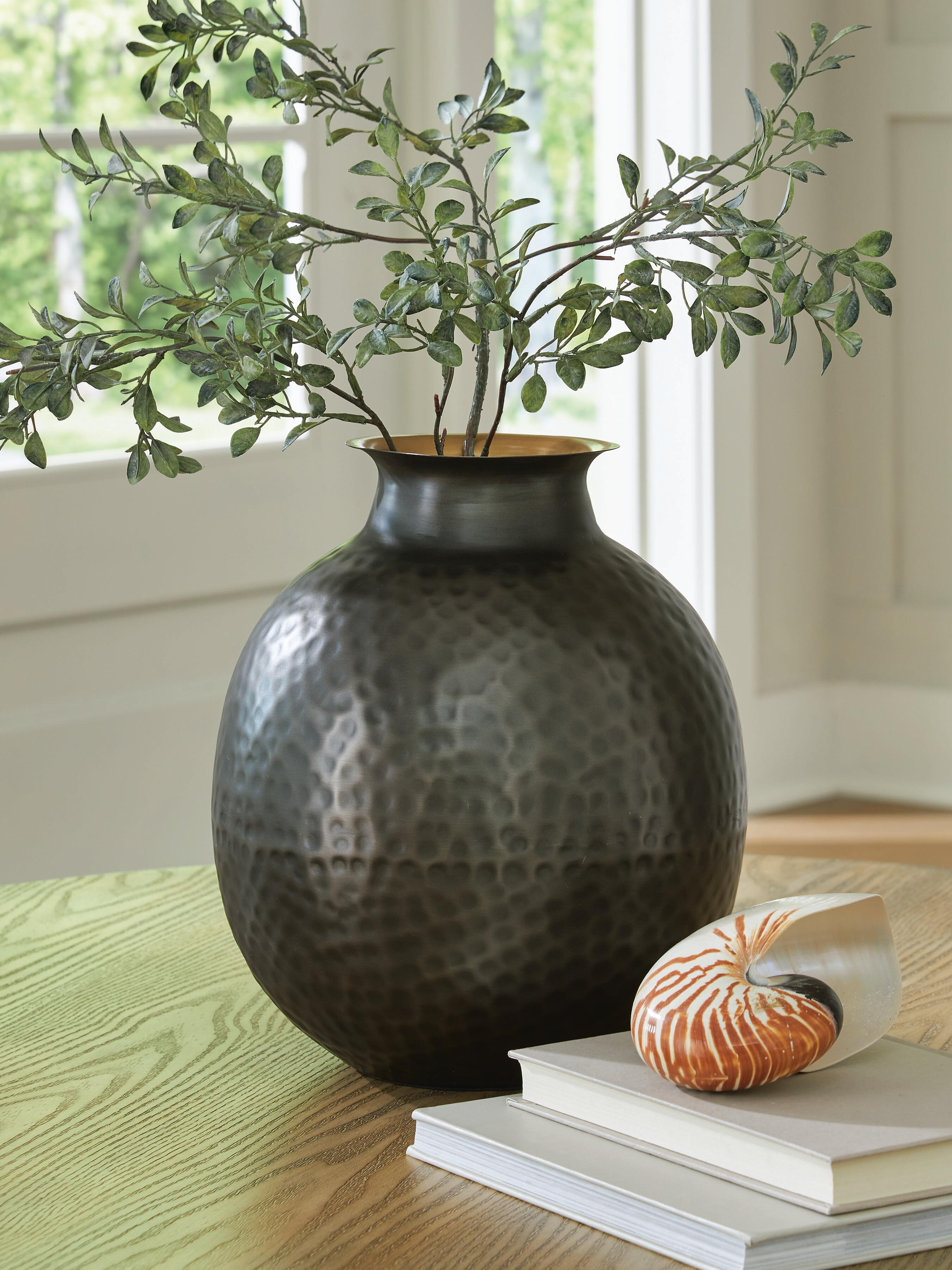 Woody Vase - Luxury Home Furniture (MI)