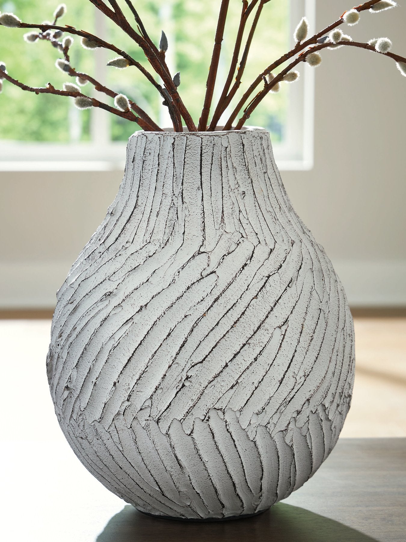 Shelvie Vase - Luxury Home Furniture (MI)