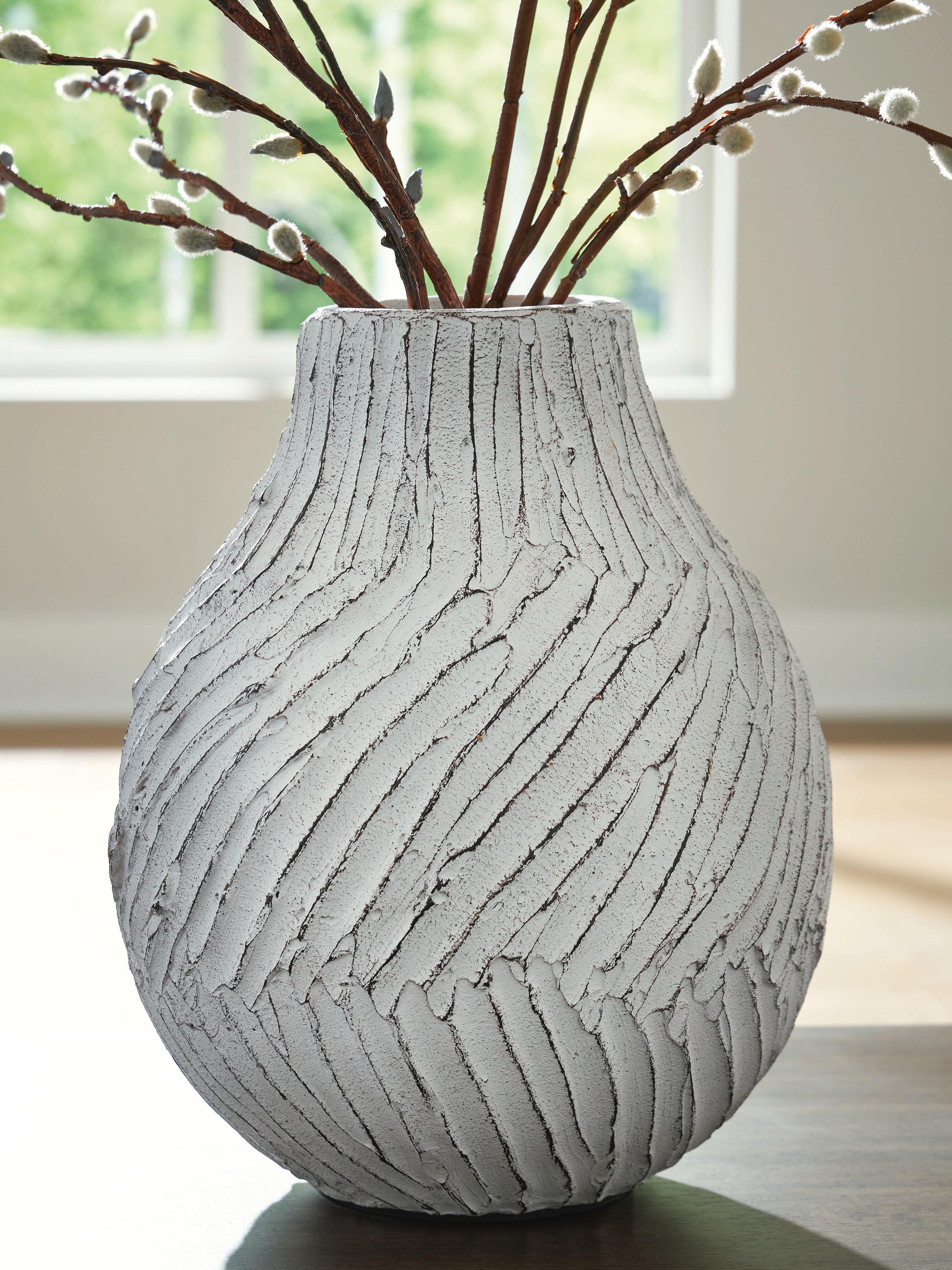 Shelvie Vase - Luxury Home Furniture (MI)