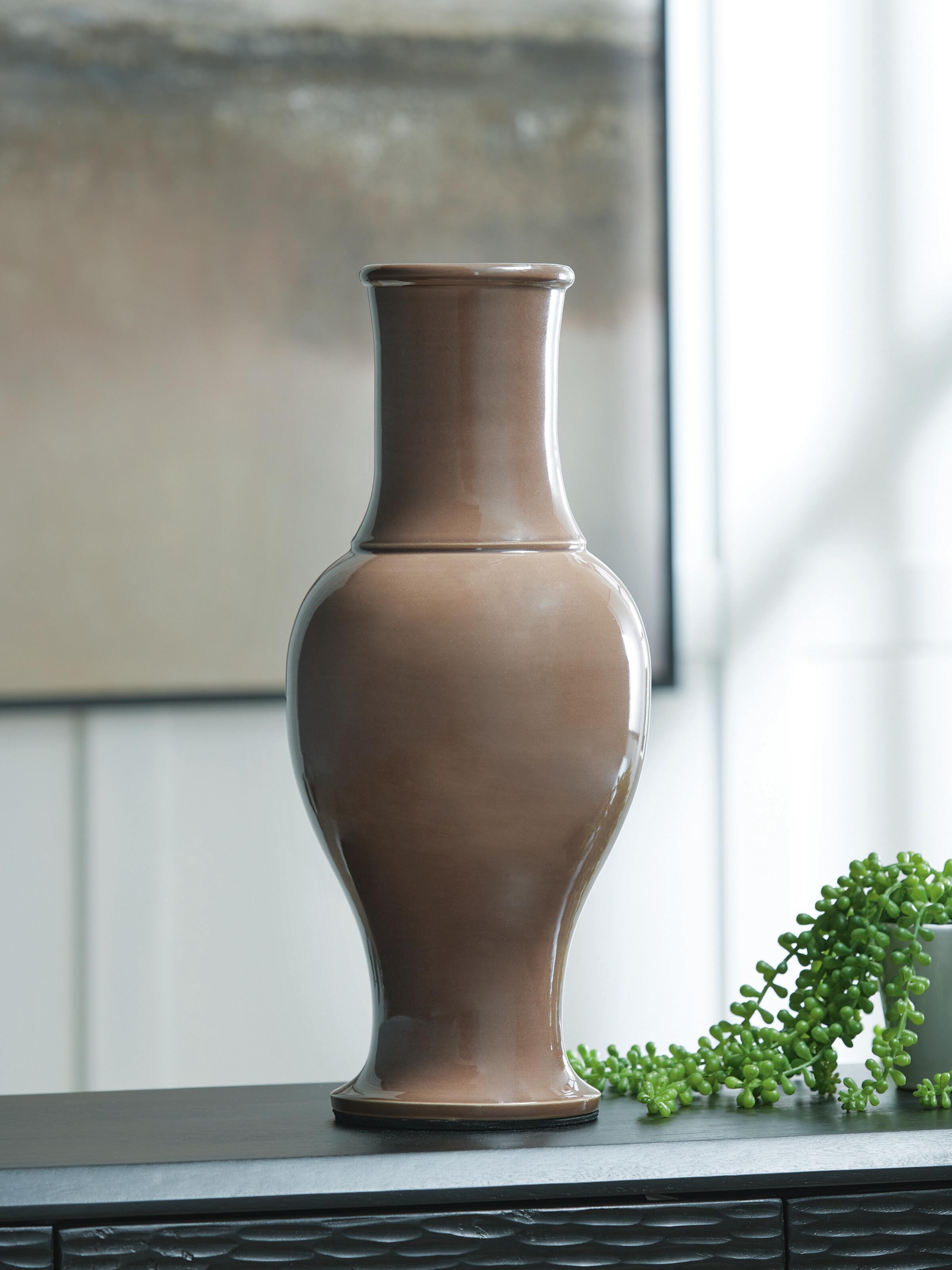 Tillmer Vase - Luxury Home Furniture (MI)