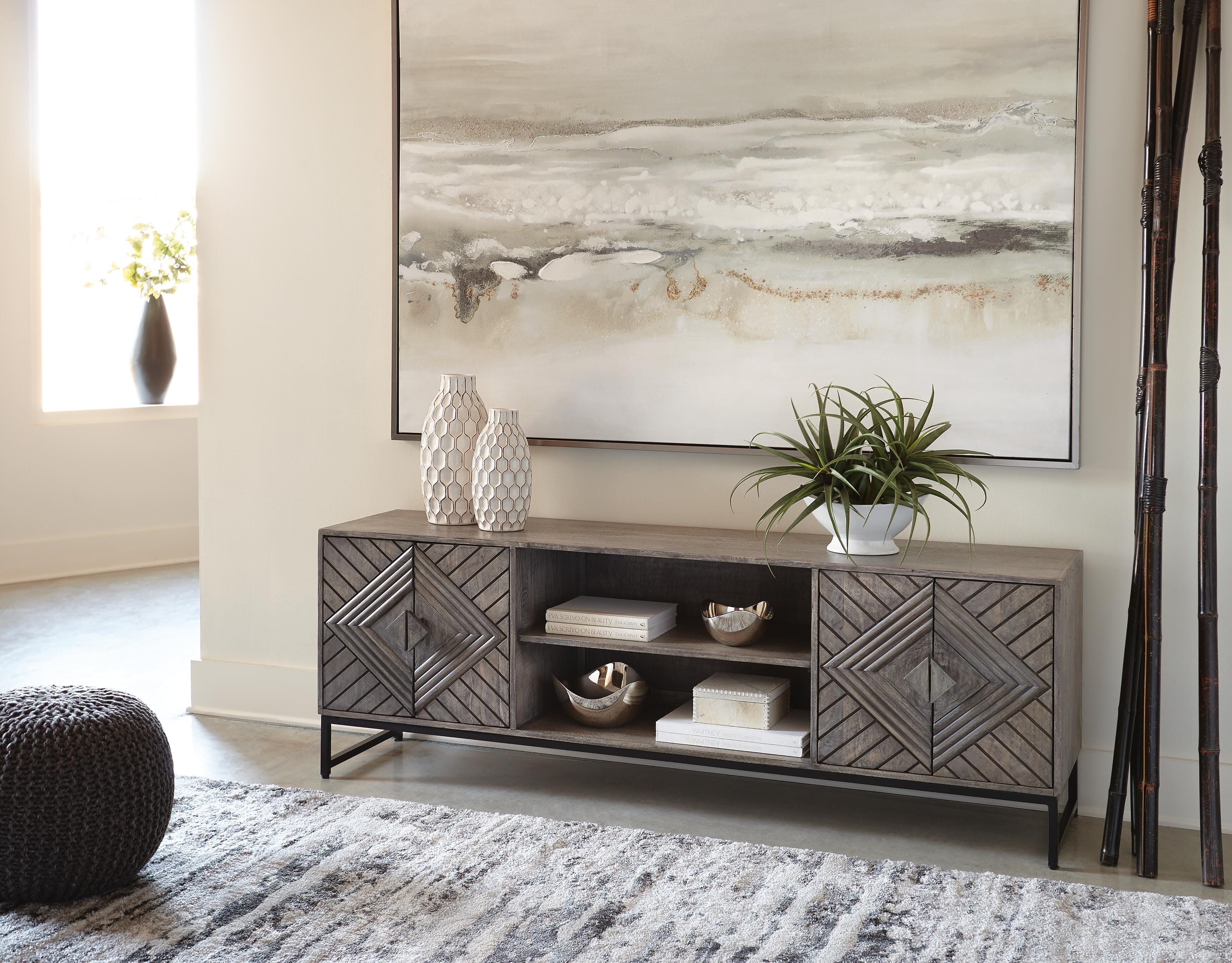 Treybrook Accent Cabinet - Luxury Home Furniture (MI)