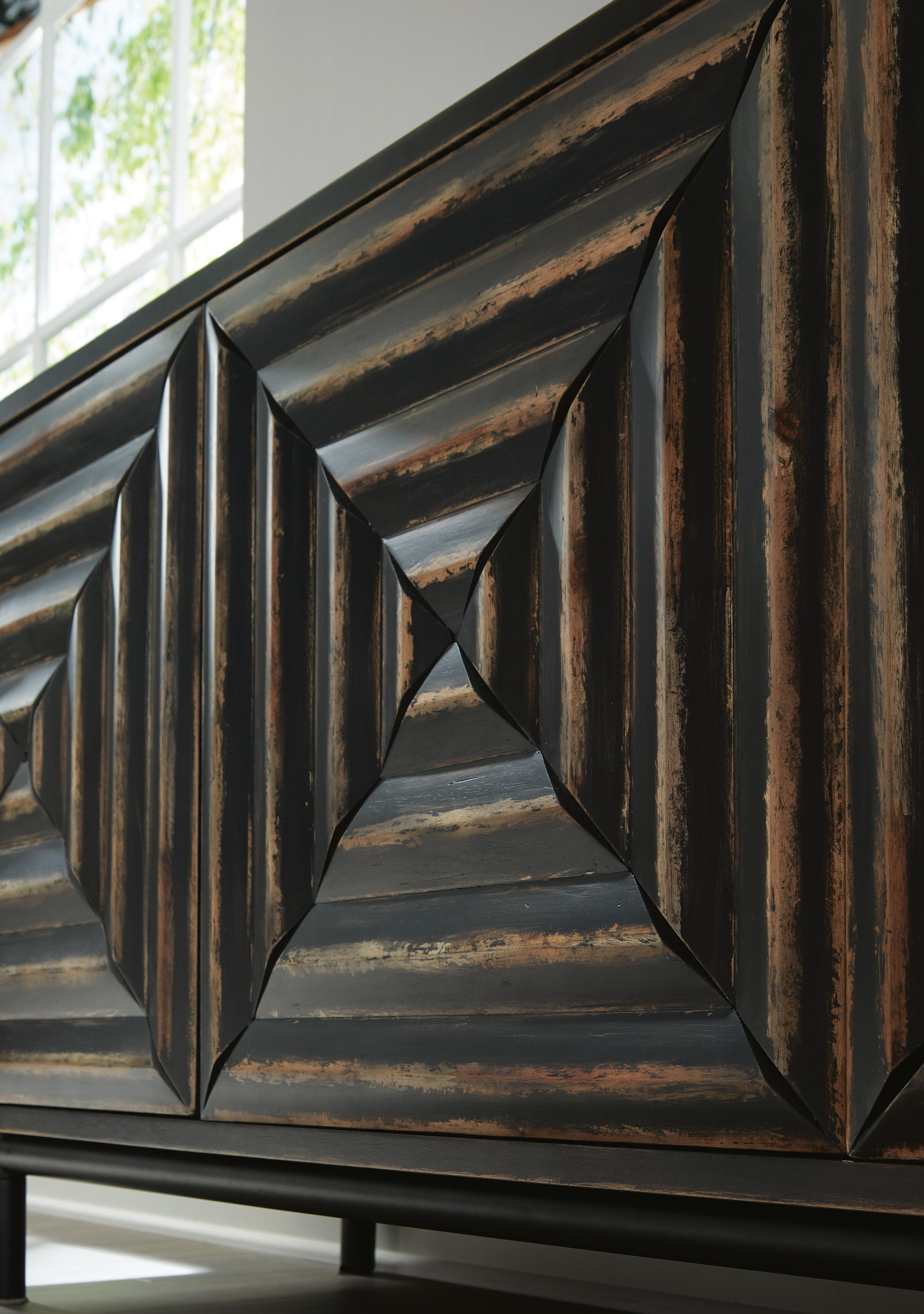 Fair Ridge Accent Cabinet - Luxury Home Furniture (MI)