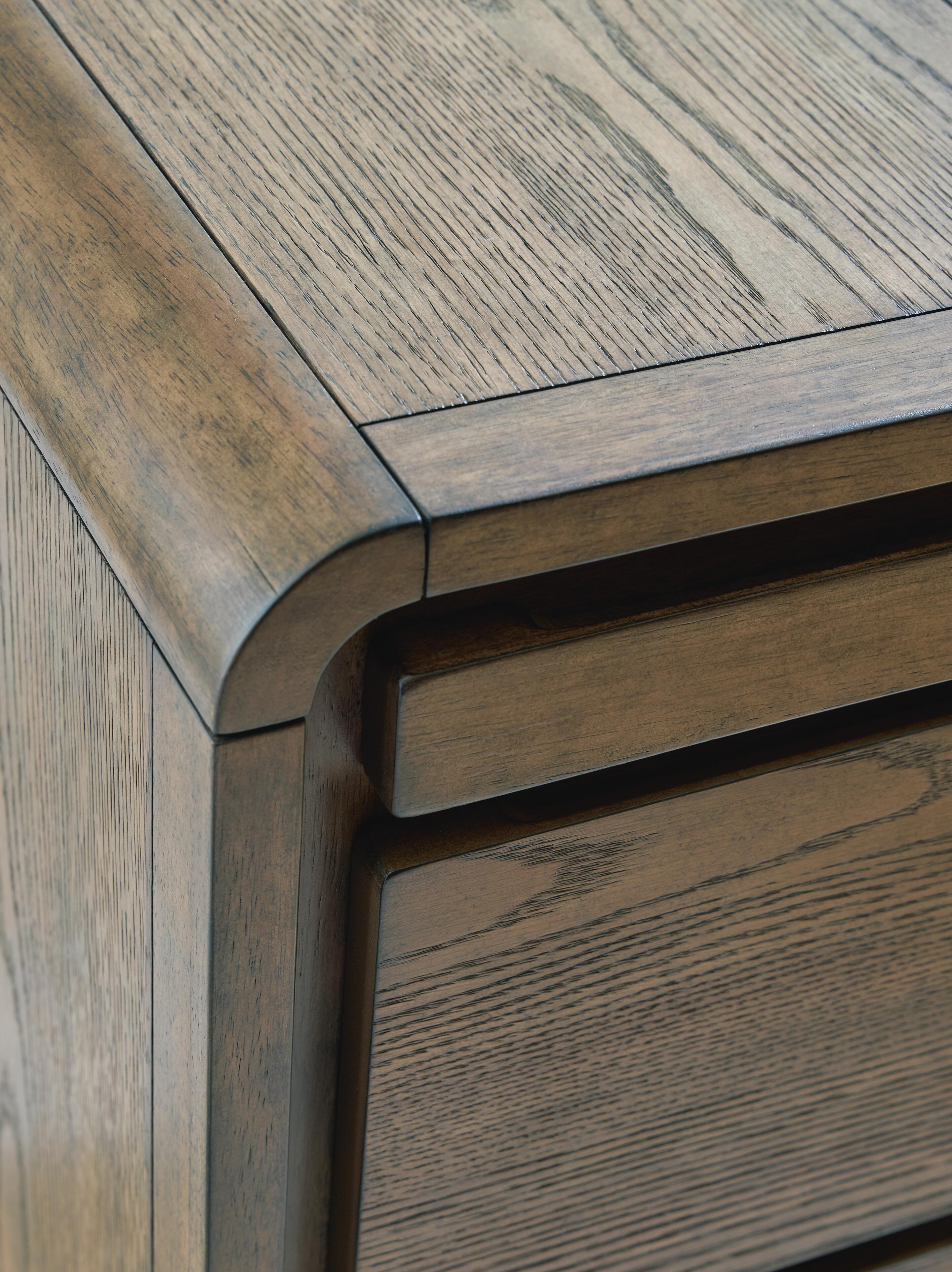 Jensworth Accent Table - Luxury Home Furniture (MI)