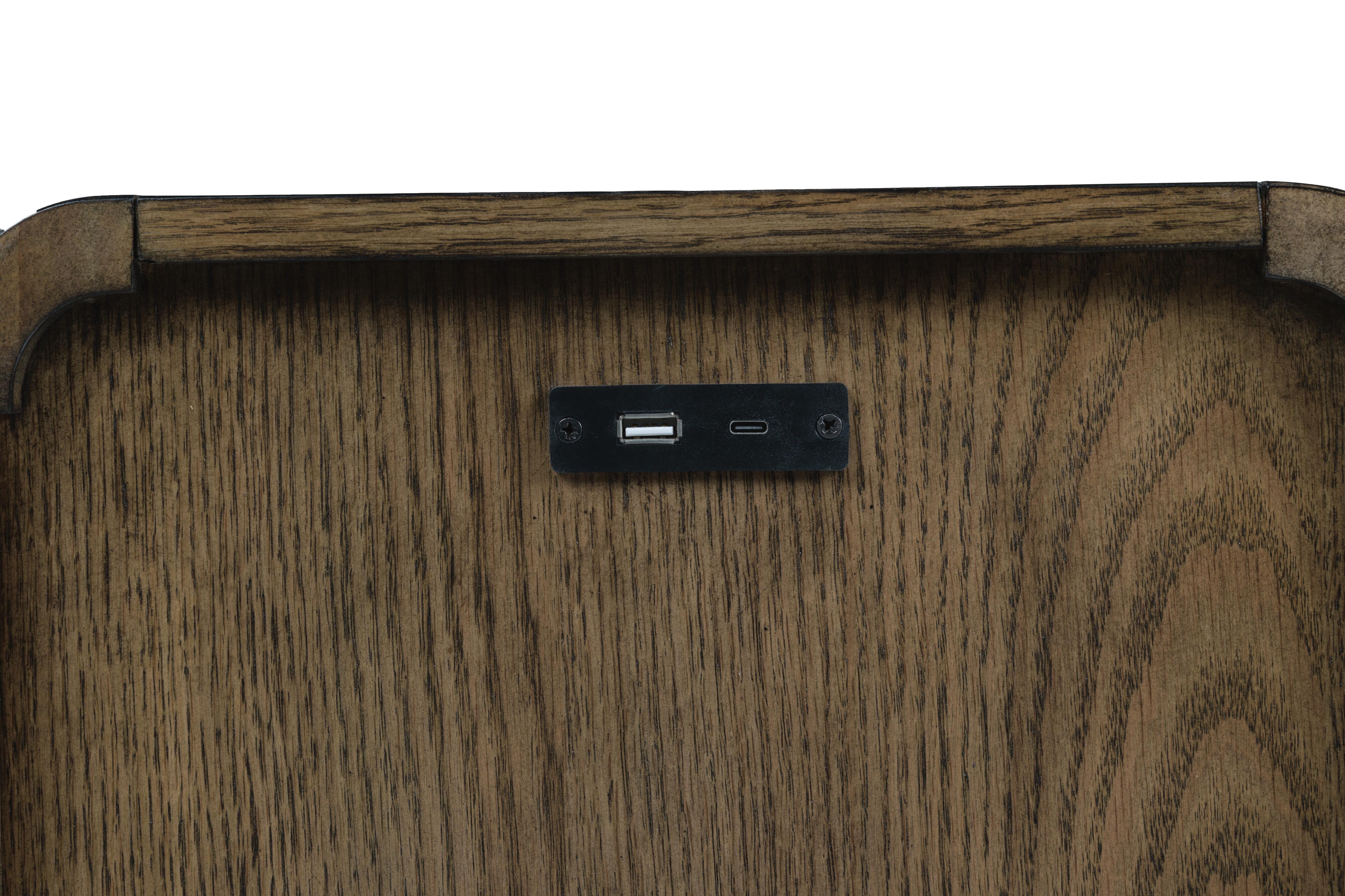 Jensworth Accent Table - Luxury Home Furniture (MI)