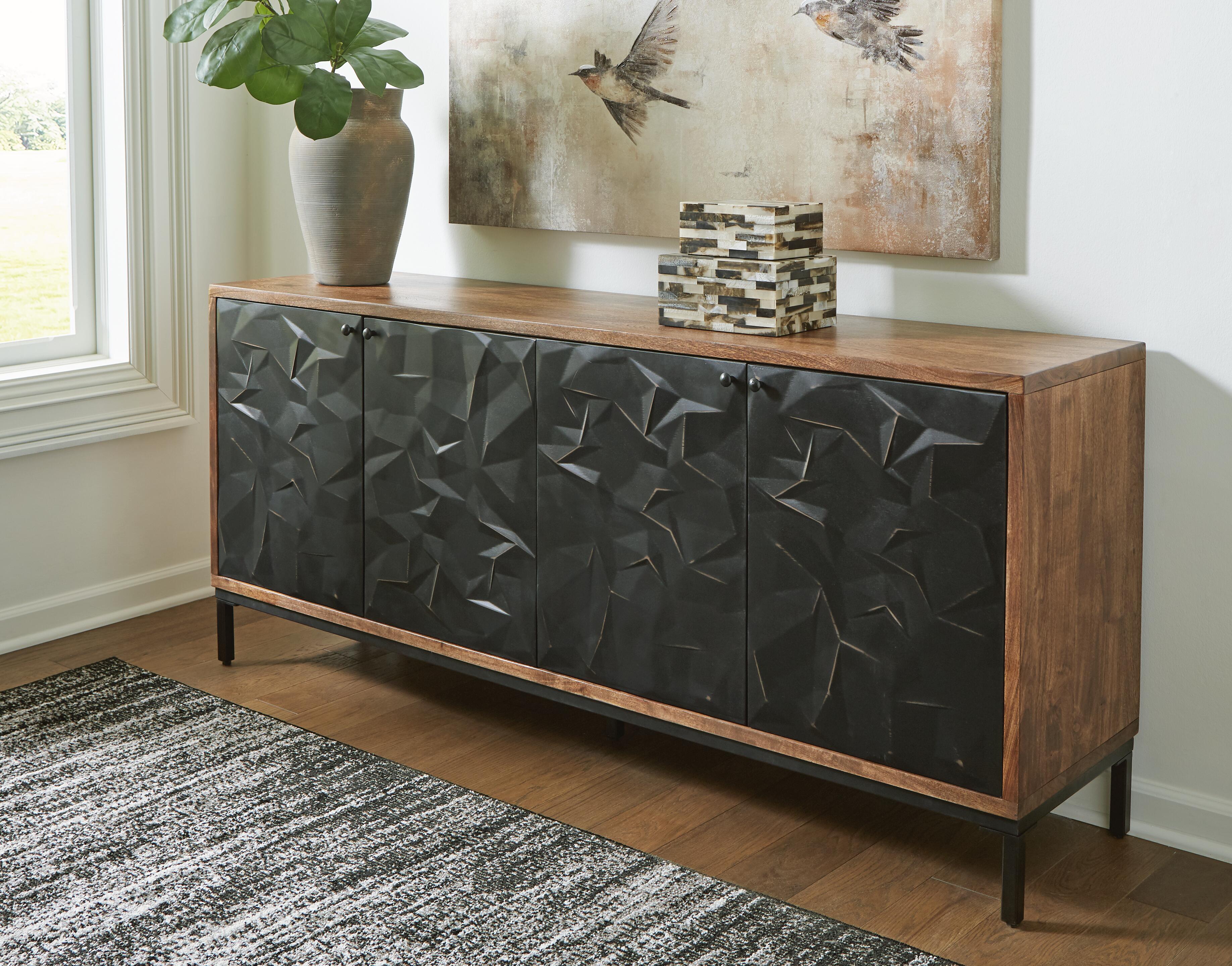 Dorannby Accent Cabinet - Luxury Home Furniture (MI)
