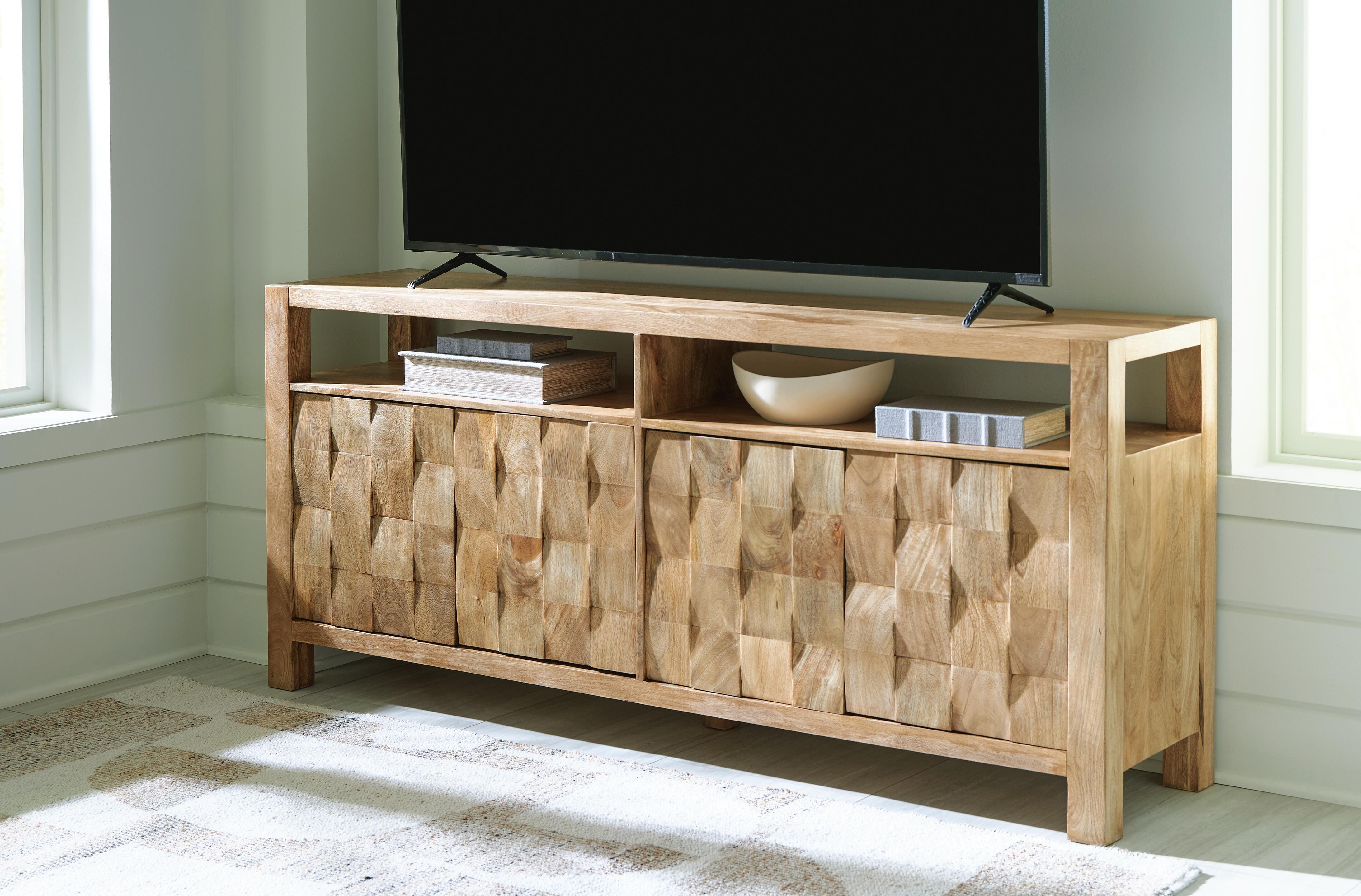 Hudwick Accent Cabinet - Luxury Home Furniture (MI)