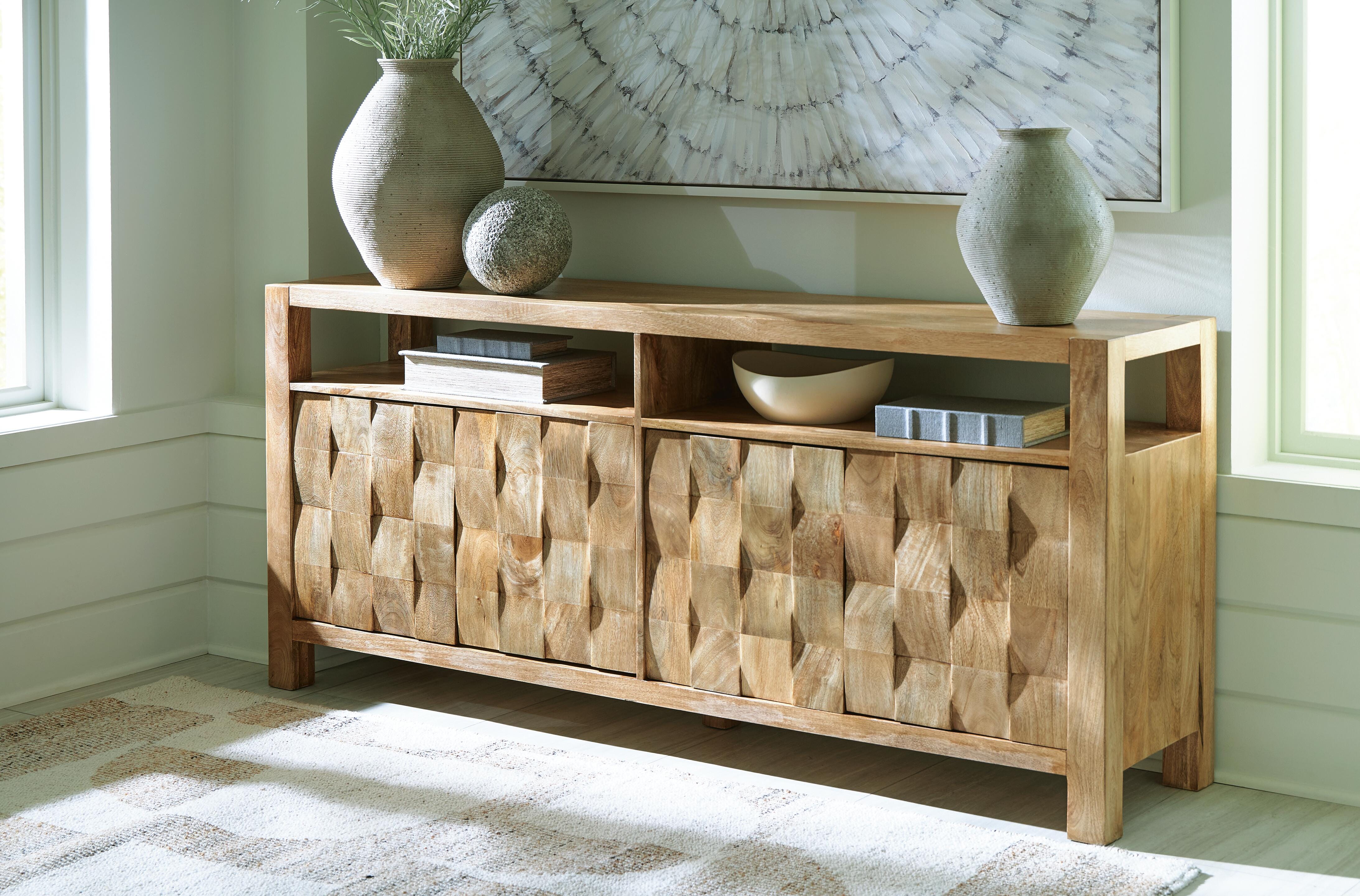Hudwick Accent Cabinet - Luxury Home Furniture (MI)