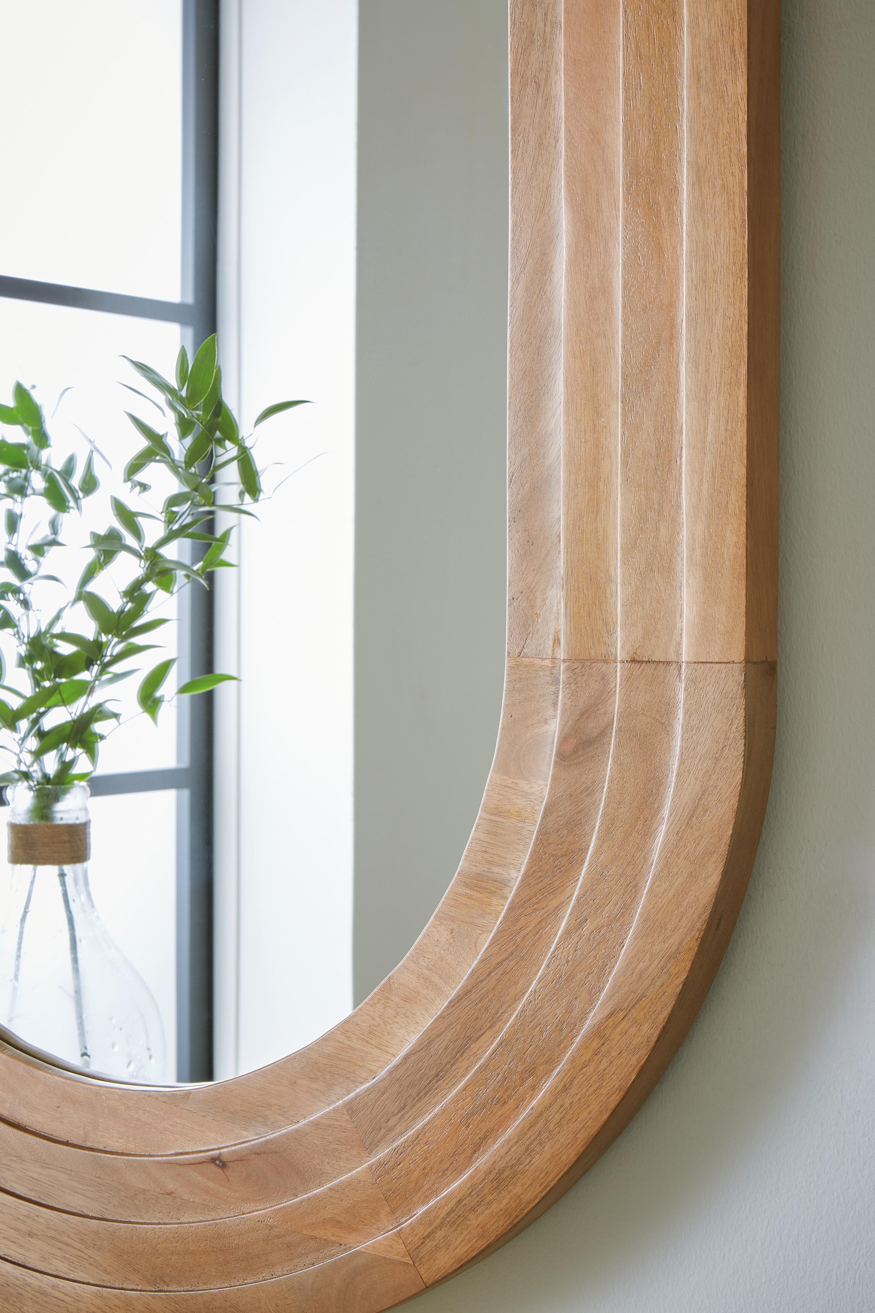 Daverly Accent Mirror - Luxury Home Furniture (MI)