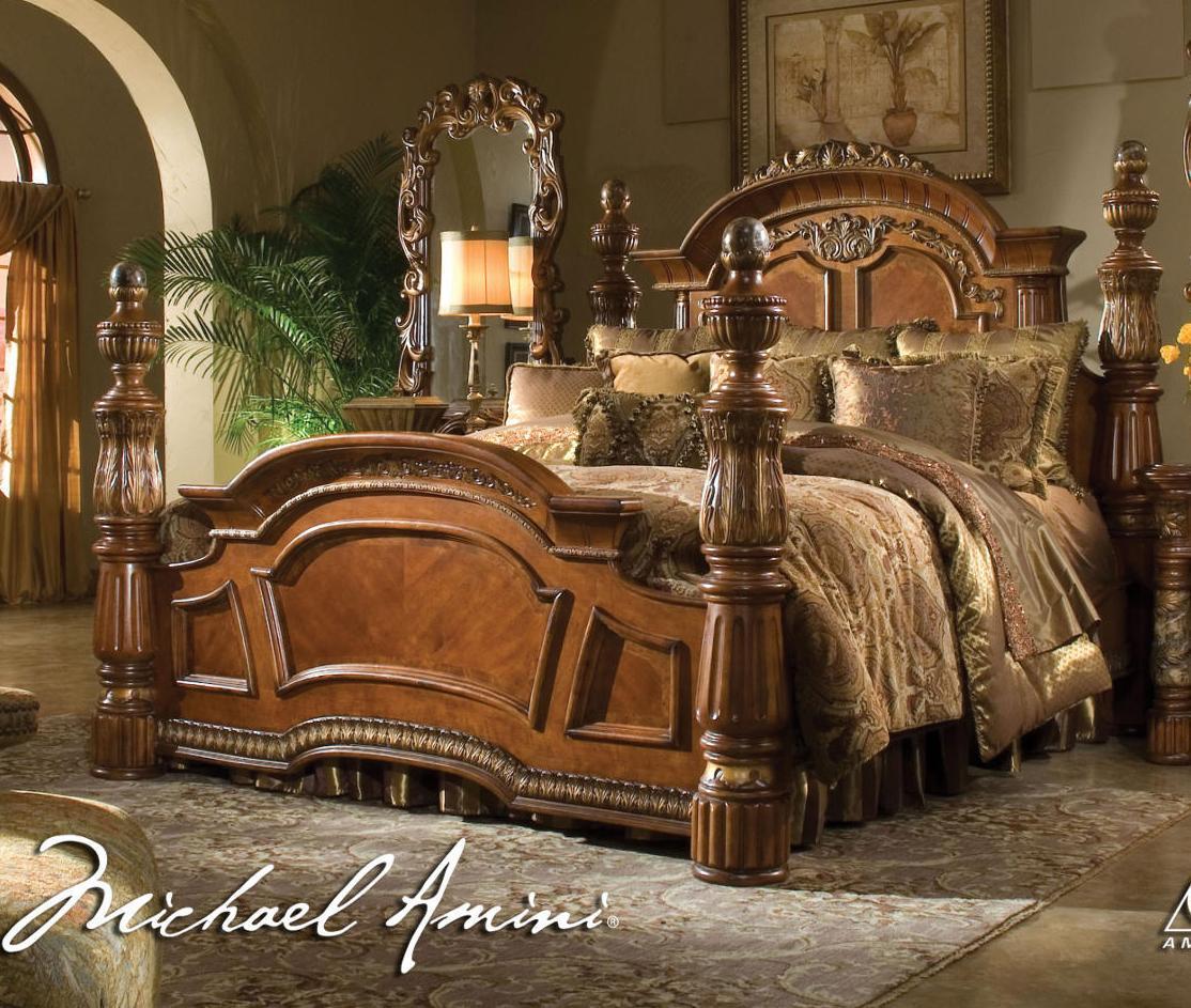 Villa Valencia California King Poster Bed in Chestnut