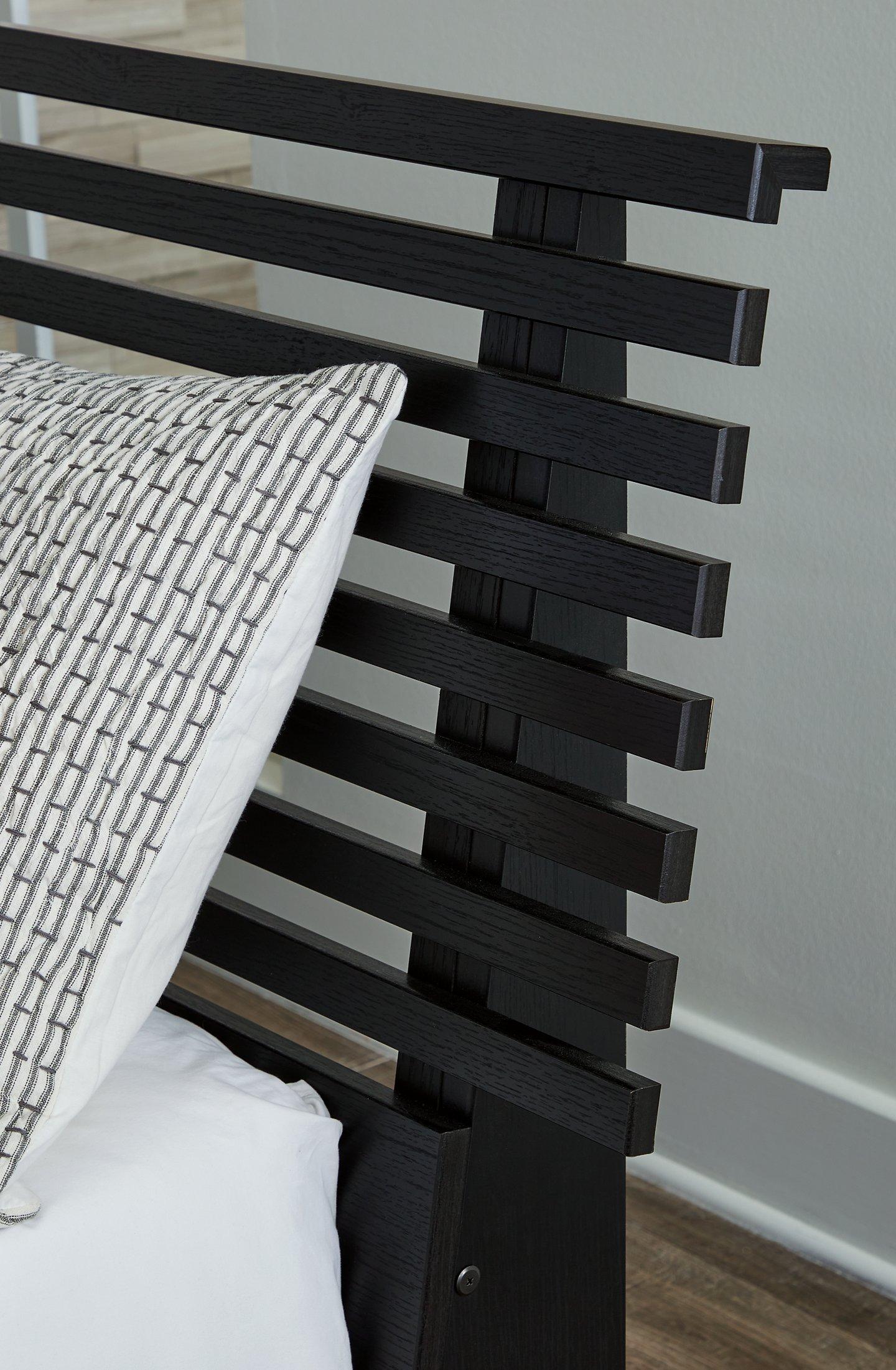 Danziar Slat Bed - Luxury Home Furniture (MI)