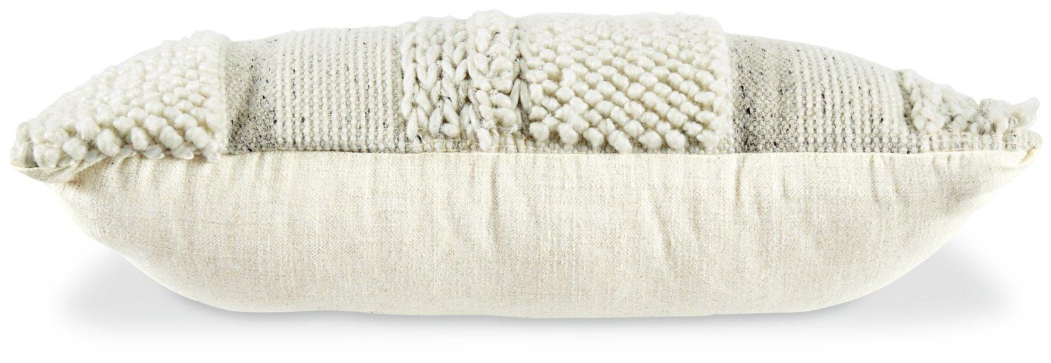 Standon Pillow (Set of 4) - Luxury Home Furniture (MI)