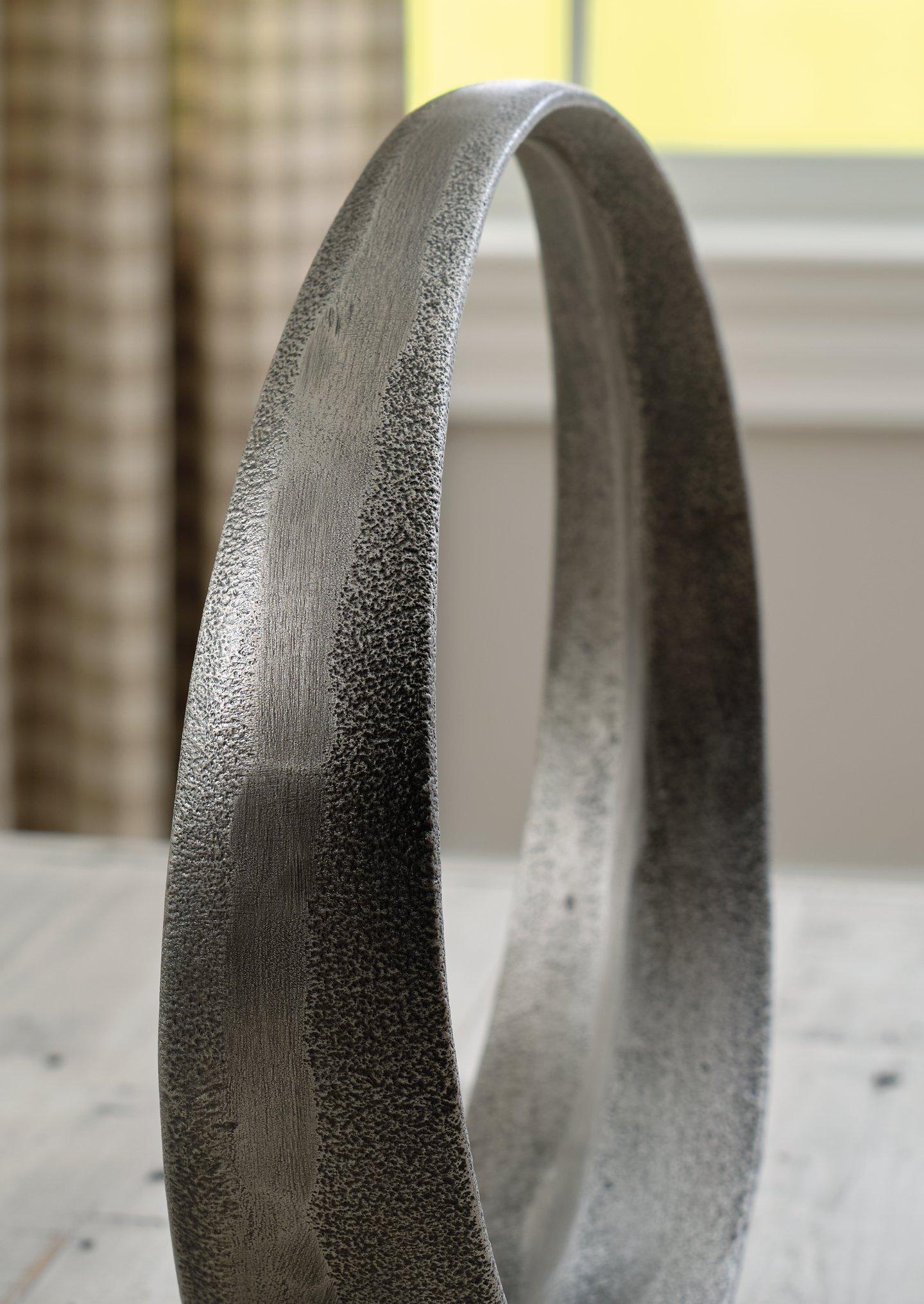 Ryandale Sculpture (Set of 2) - Luxury Home Furniture (MI)