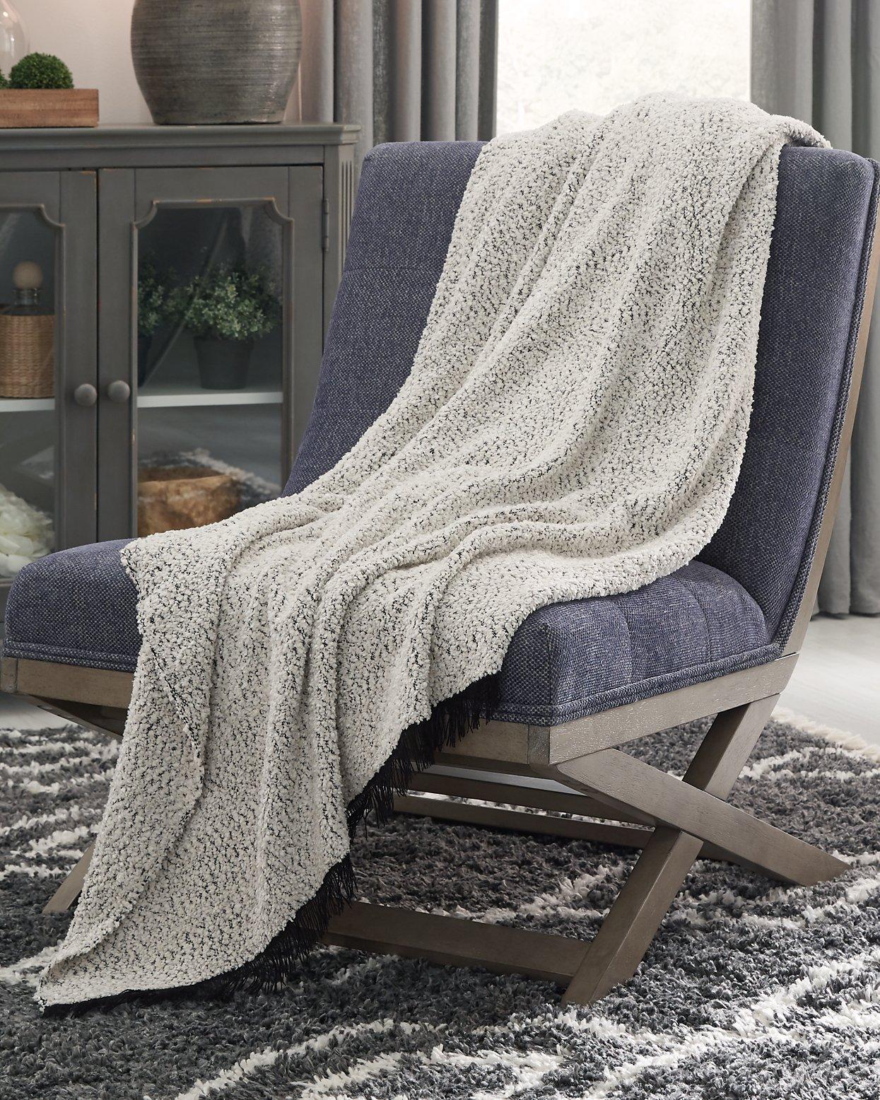 Leonita Throw (Set of 3) - Luxury Home Furniture (MI)