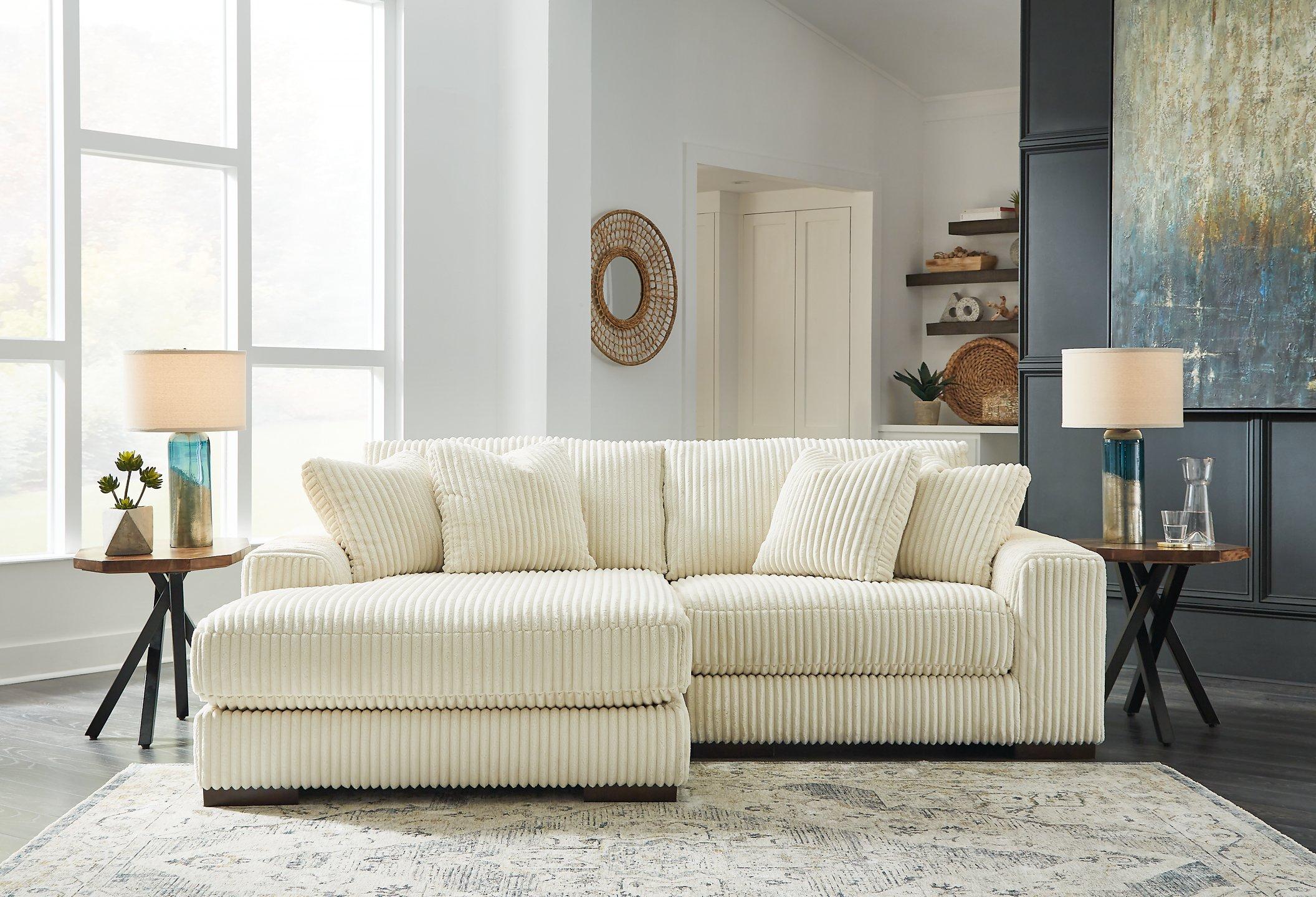 Lindyn Sectional with Chaise - Luxury Home Furniture (MI)