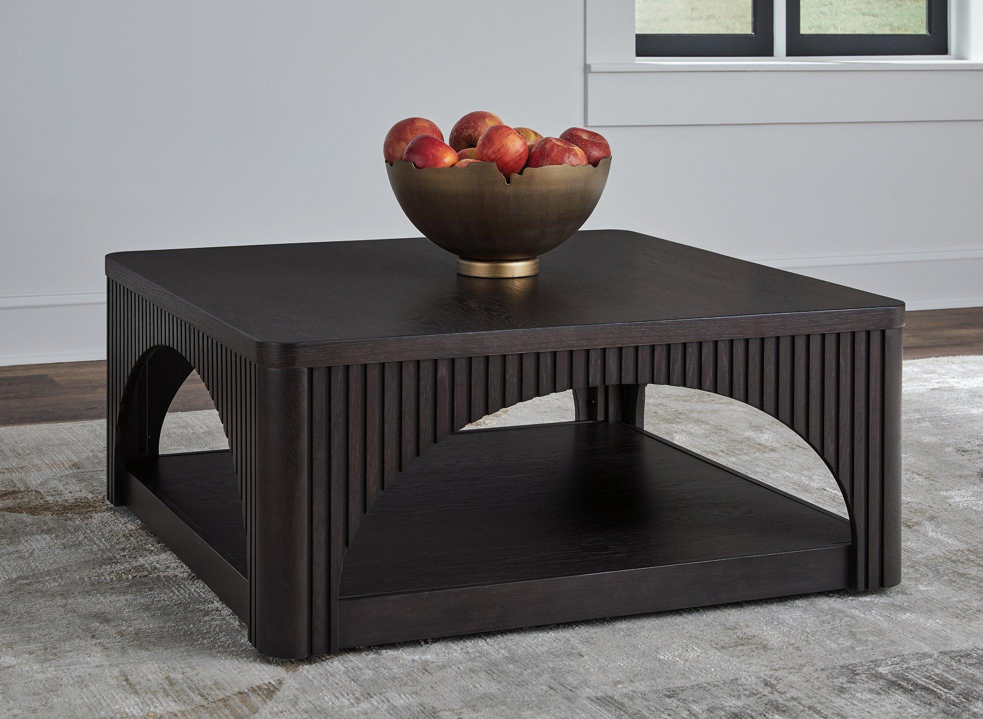 Yellink Occasional Table Set - Luxury Home Furniture (MI)