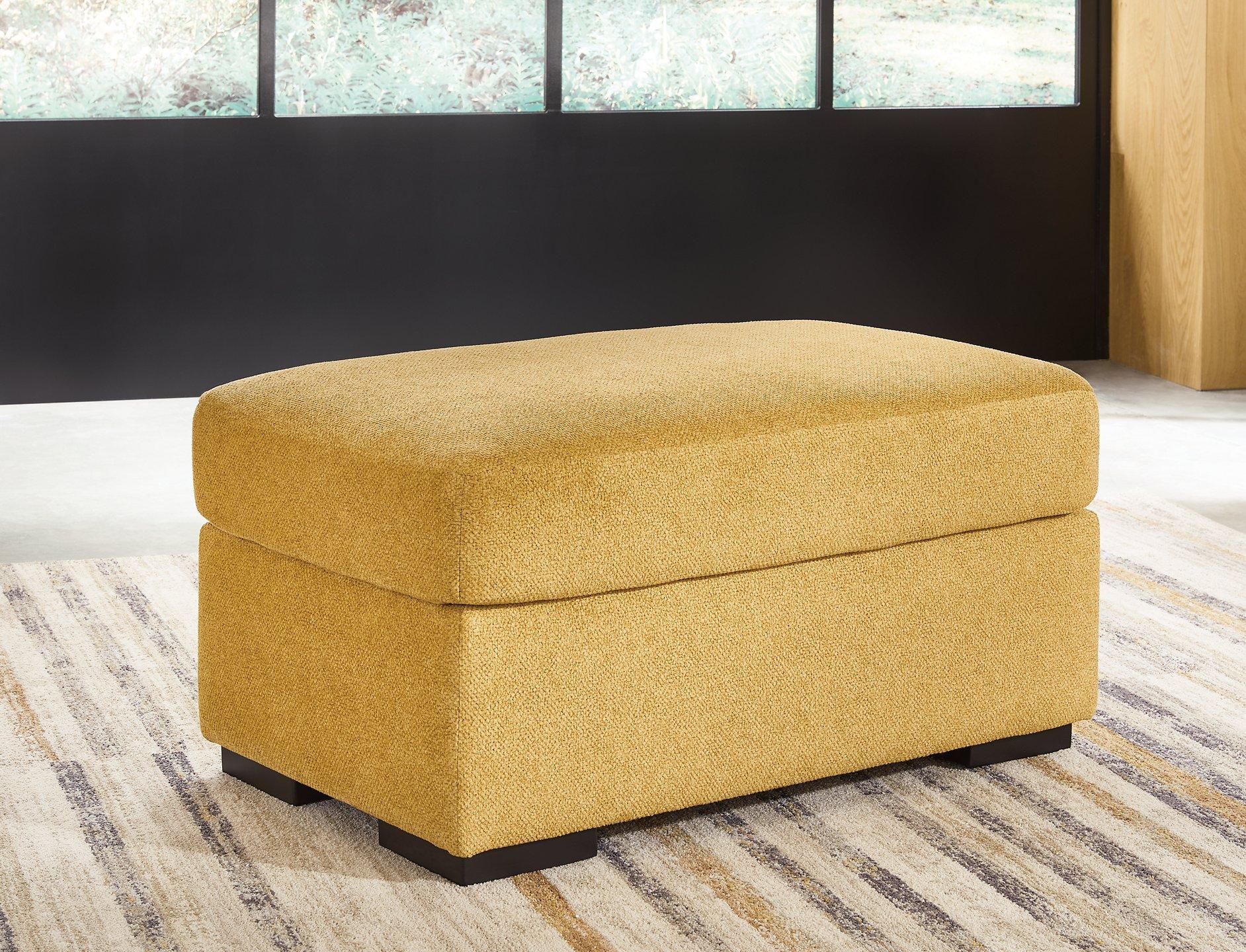 Keerwick Living Room Set - Luxury Home Furniture (MI)