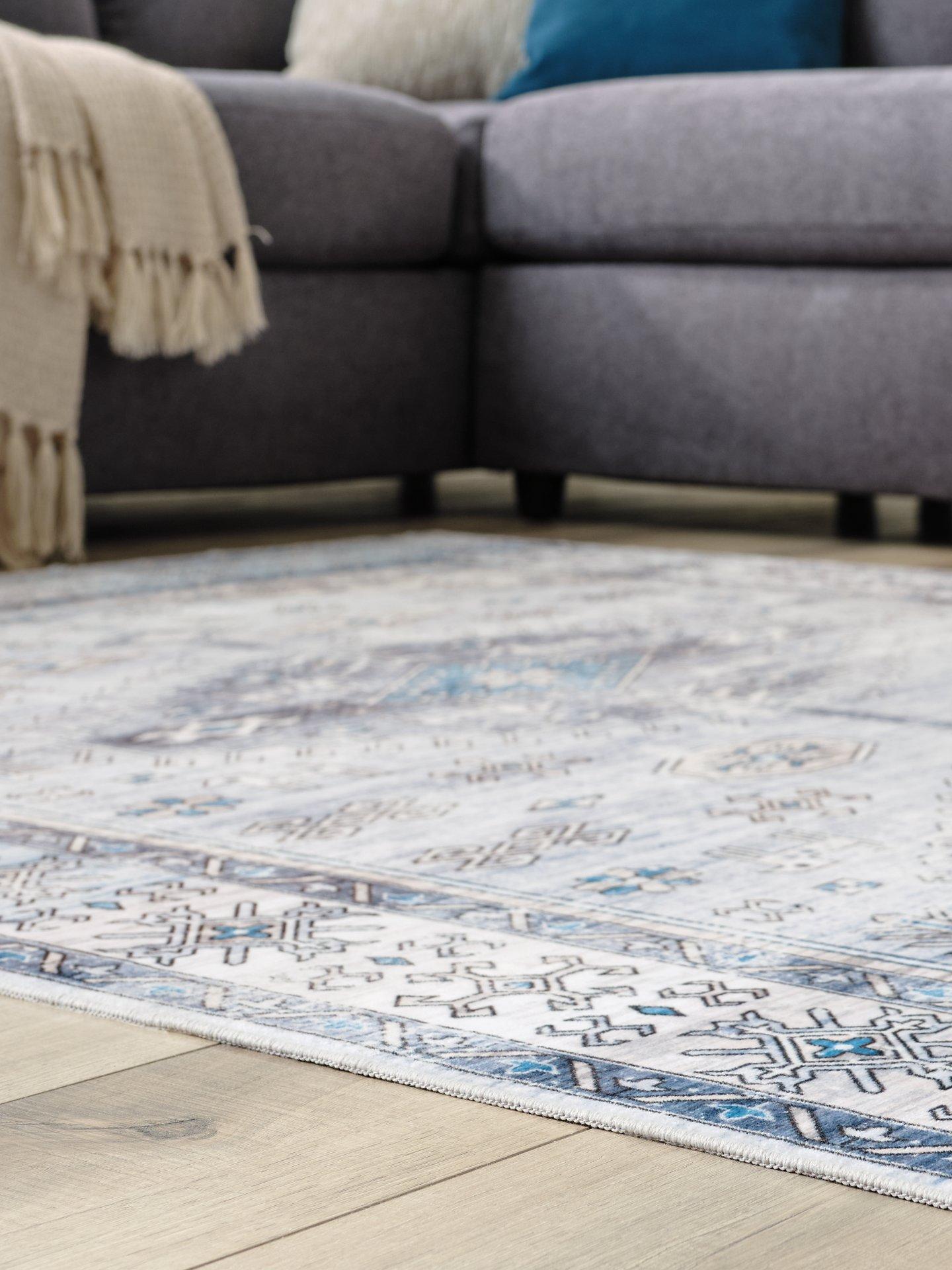 Hebruns 8' x 10' Rug - Luxury Home Furniture (MI)