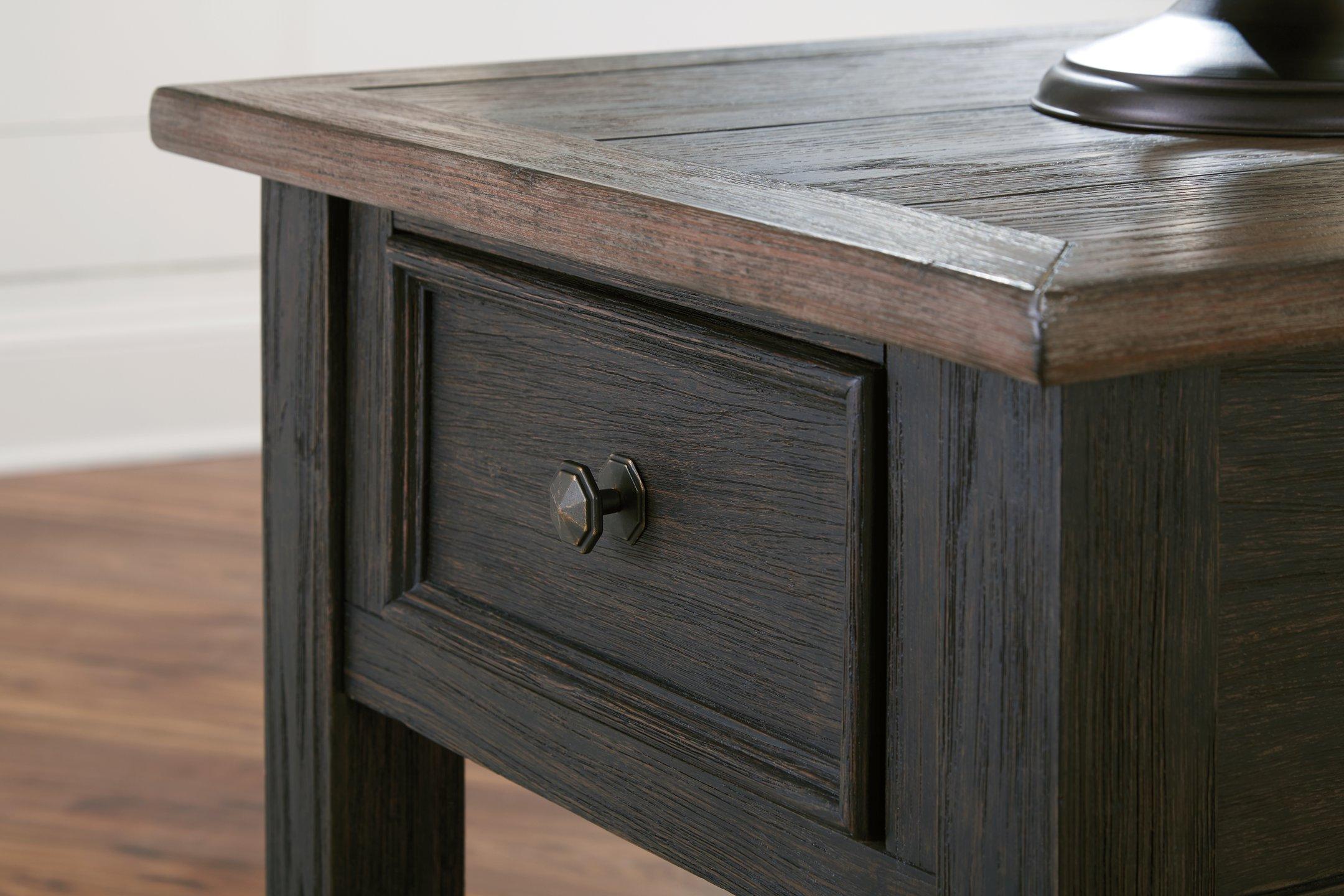 Tyler Creek Occasional Table Set - Luxury Home Furniture (MI)