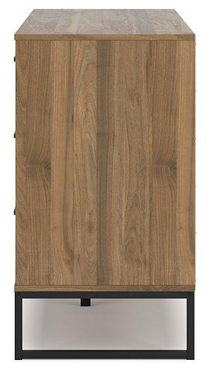 Deanlow Bedroom Package - Luxury Home Furniture (MI)