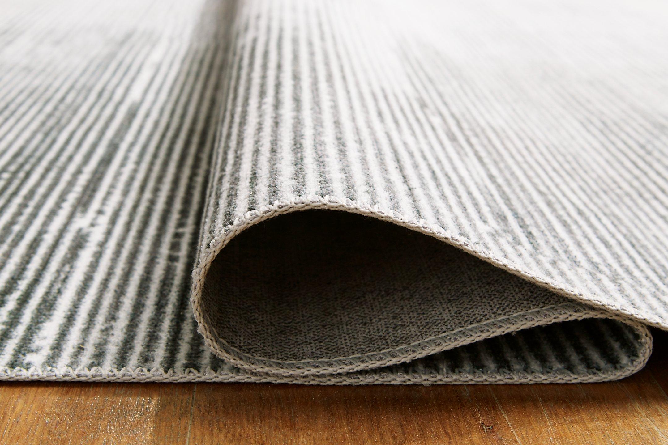 Milset 8' x 10' Rug - Luxury Home Furniture (MI)