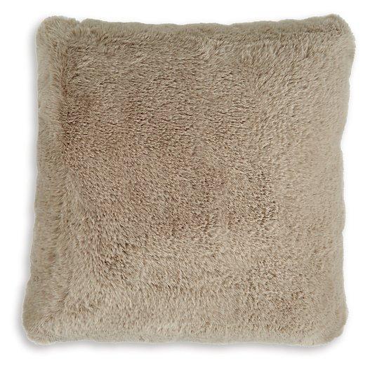Gariland Pillow (Set of 4) - Luxury Home Furniture (MI)