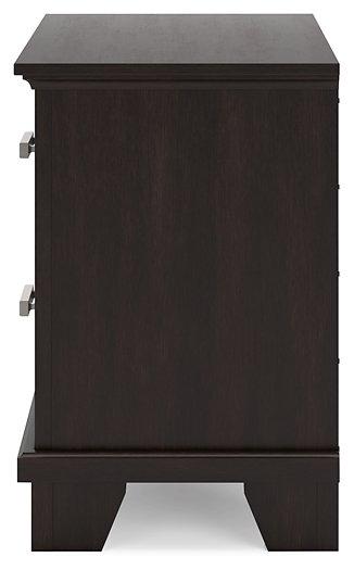 Covetown Nightstand - Luxury Home Furniture (MI)