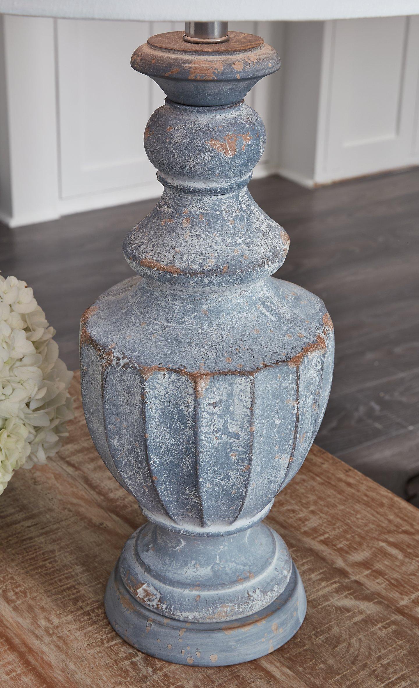 Cylerick Table Lamp - Luxury Home Furniture (MI)