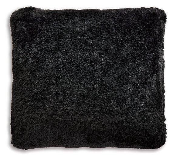 Gariland Pillow (Set of 4) - Luxury Home Furniture (MI)