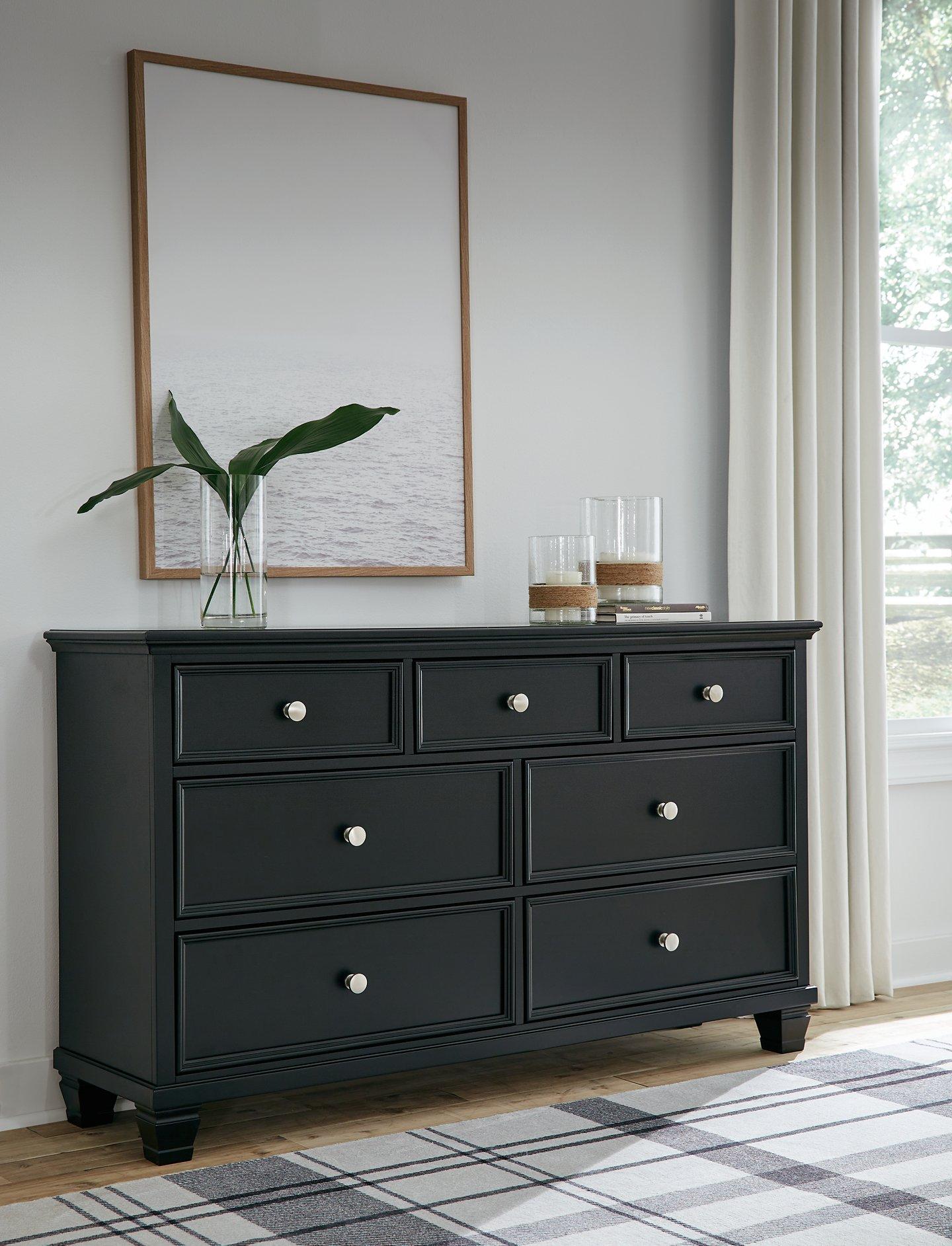 Lanolee Dresser and Mirror - Luxury Home Furniture (MI)