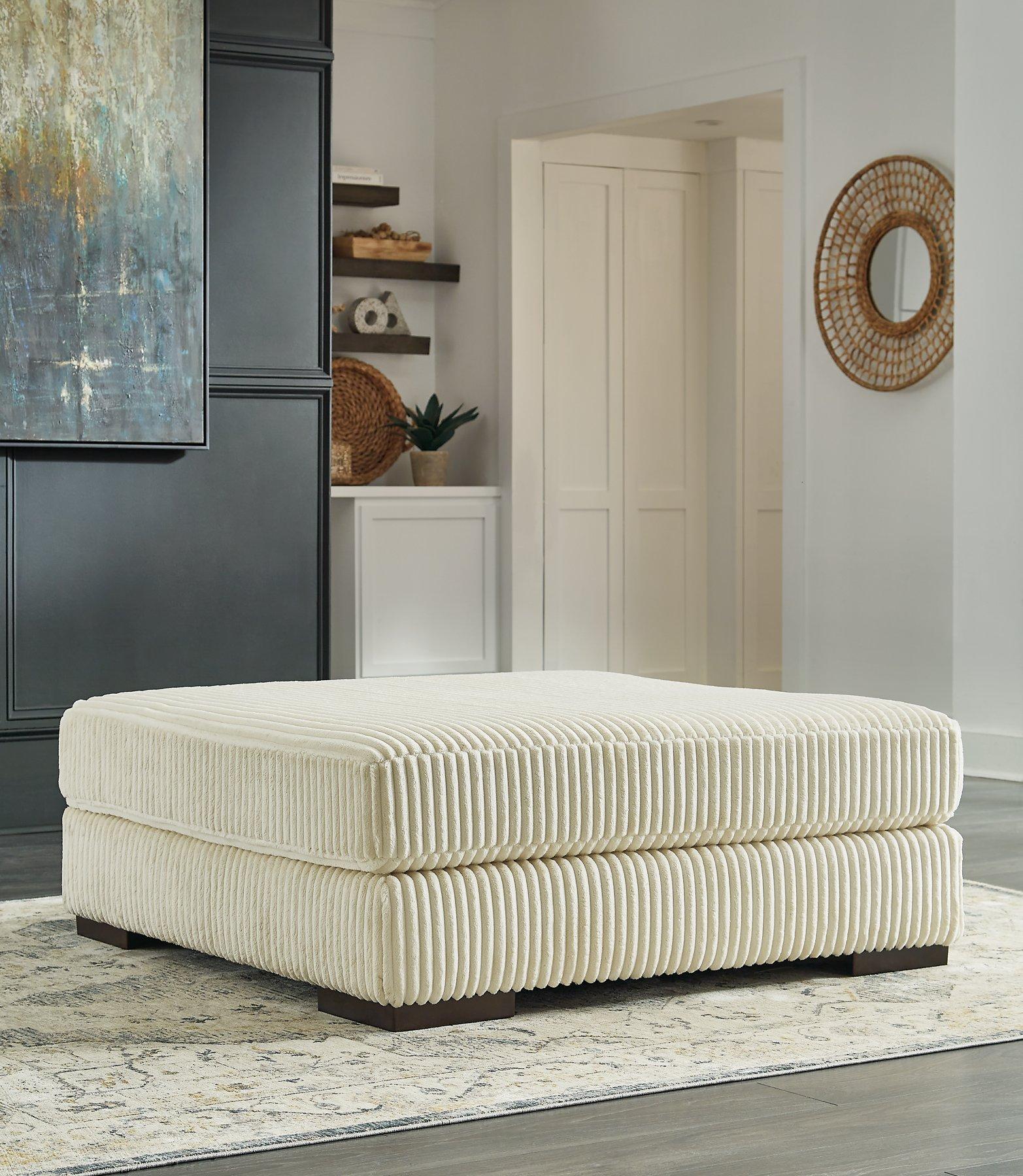 Lindyn Living Room Set - Luxury Home Furniture (MI)