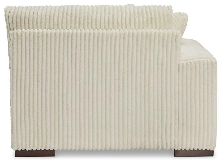 Lindyn Sectional - Luxury Home Furniture (MI)