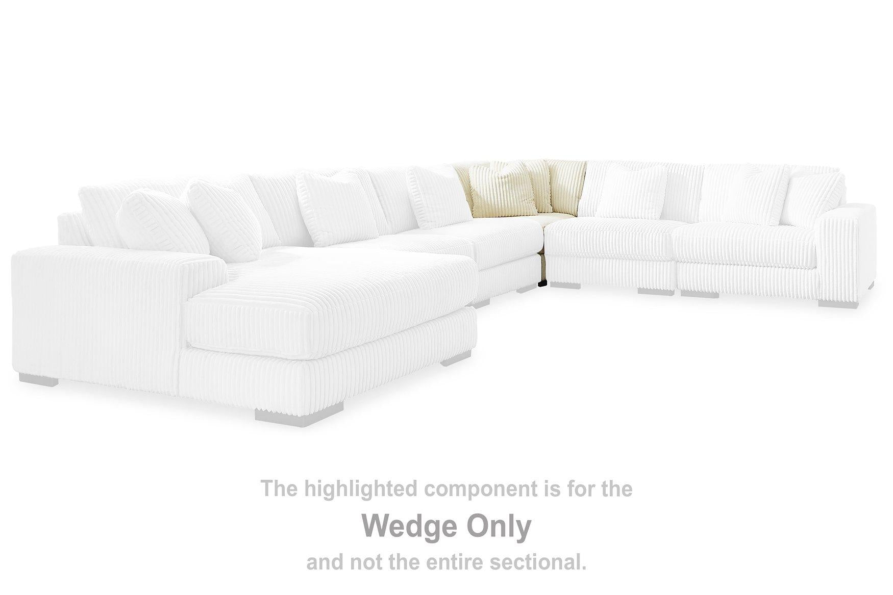 Lindyn Sectional - Luxury Home Furniture (MI)
