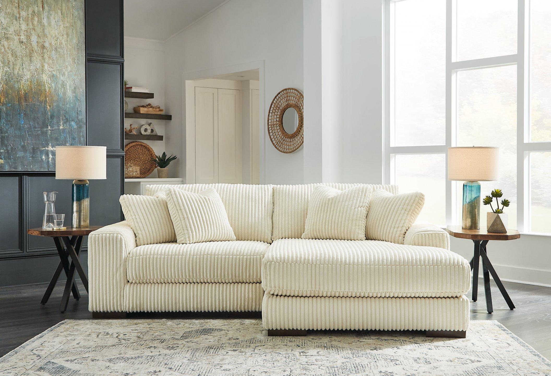 Lindyn Sectional with Chaise - Luxury Home Furniture (MI)