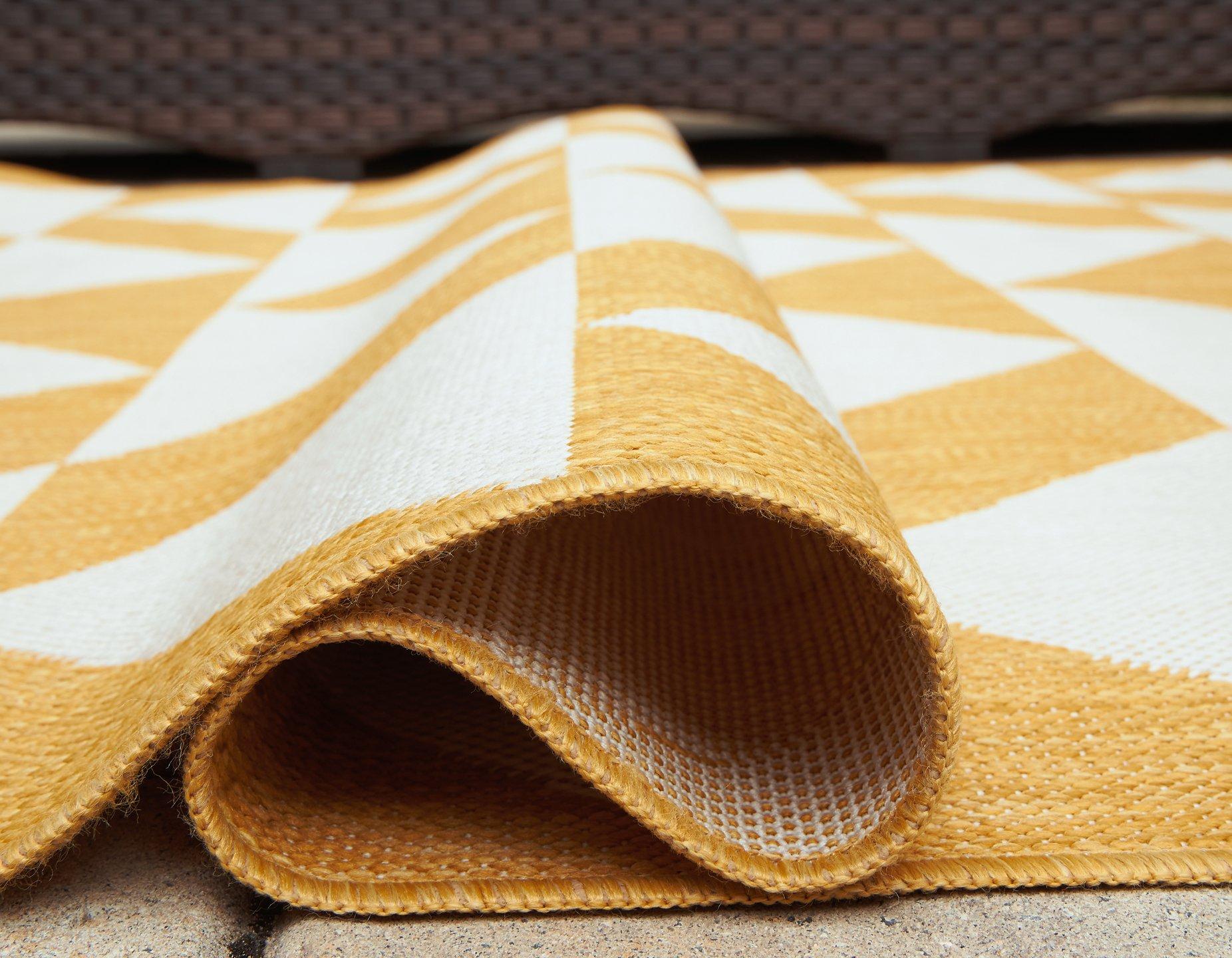 Thomley 8' x 10' Rug - Luxury Home Furniture (MI)