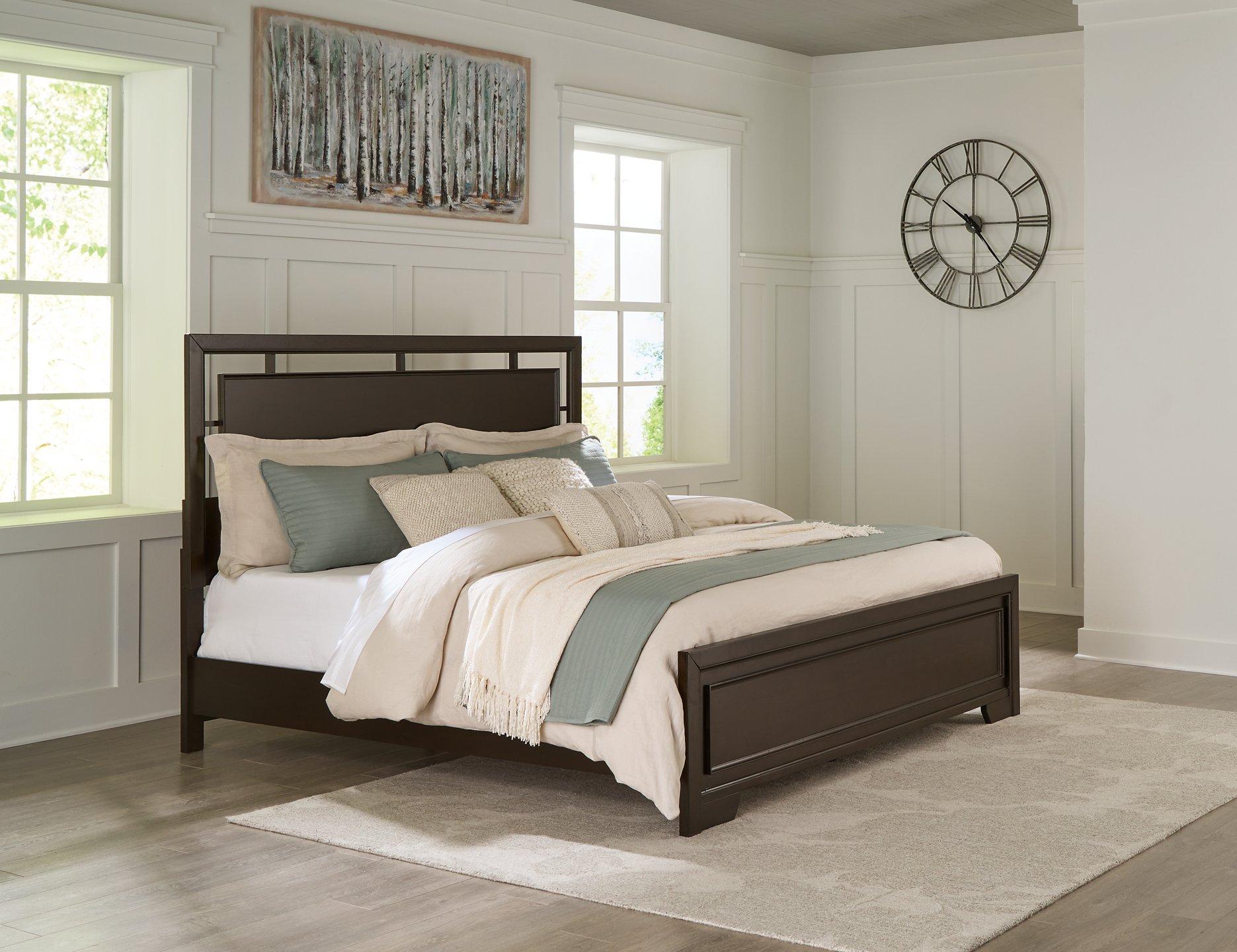 Covetown Bedroom Package - Luxury Home Furniture (MI)