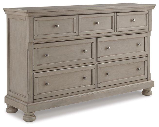 Lettner Dresser and Mirror - Luxury Home Furniture (MI)