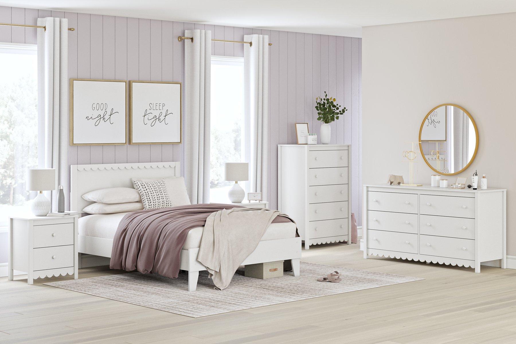 Hallityn Nightstand - Luxury Home Furniture (MI)