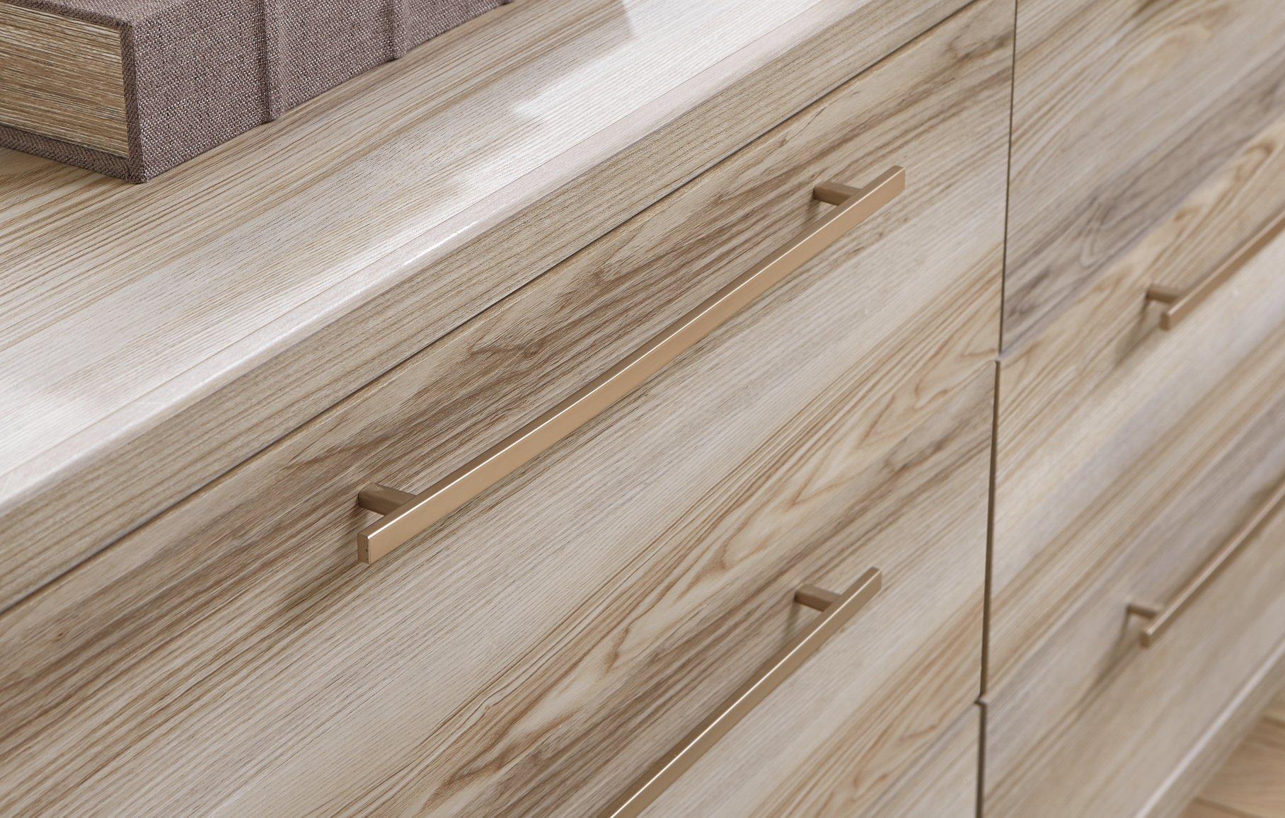 Hasbrick Dresser and Mirror - Luxury Home Furniture (MI)