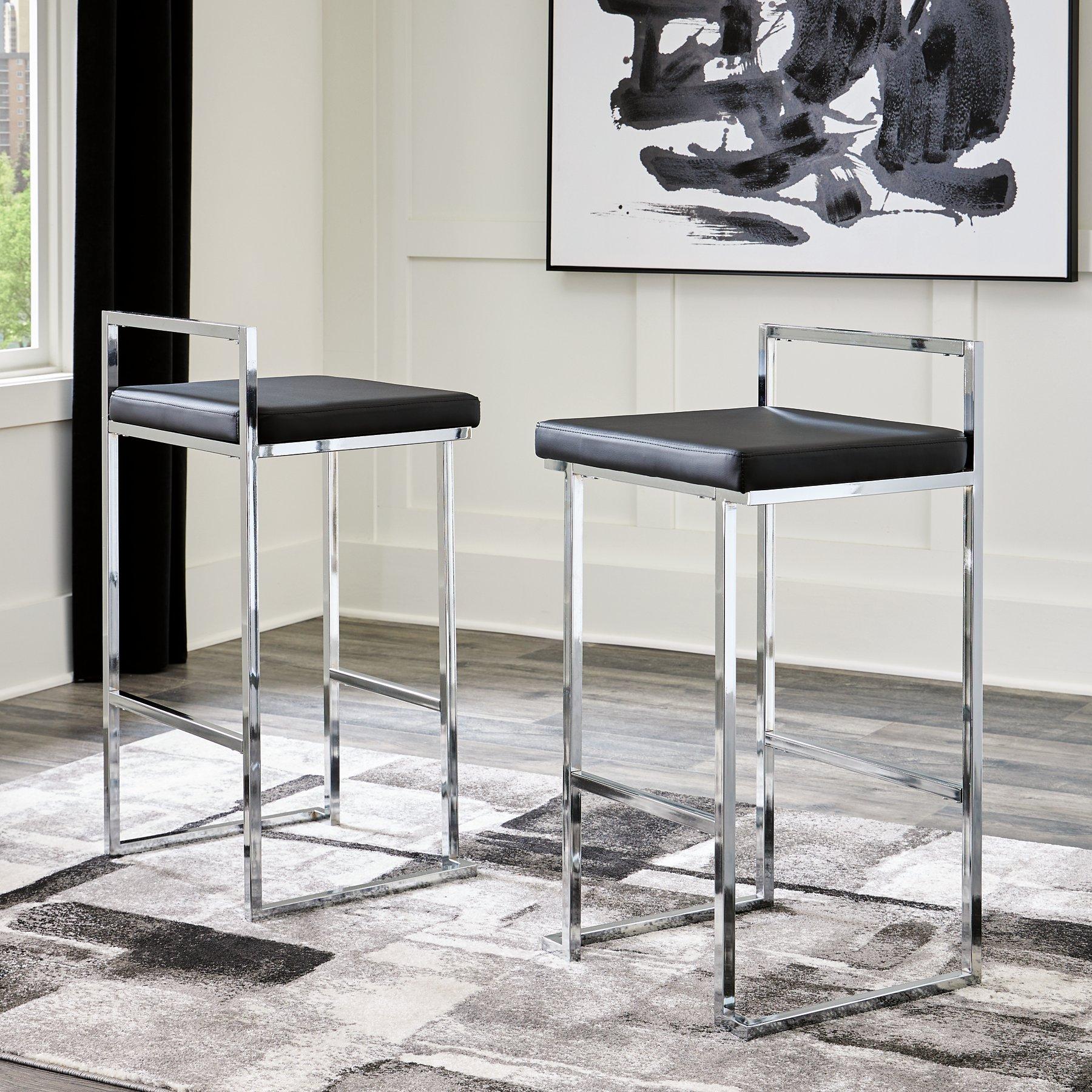 Madanere Bar Height Bar Stool - Luxury Home Furniture (MI)