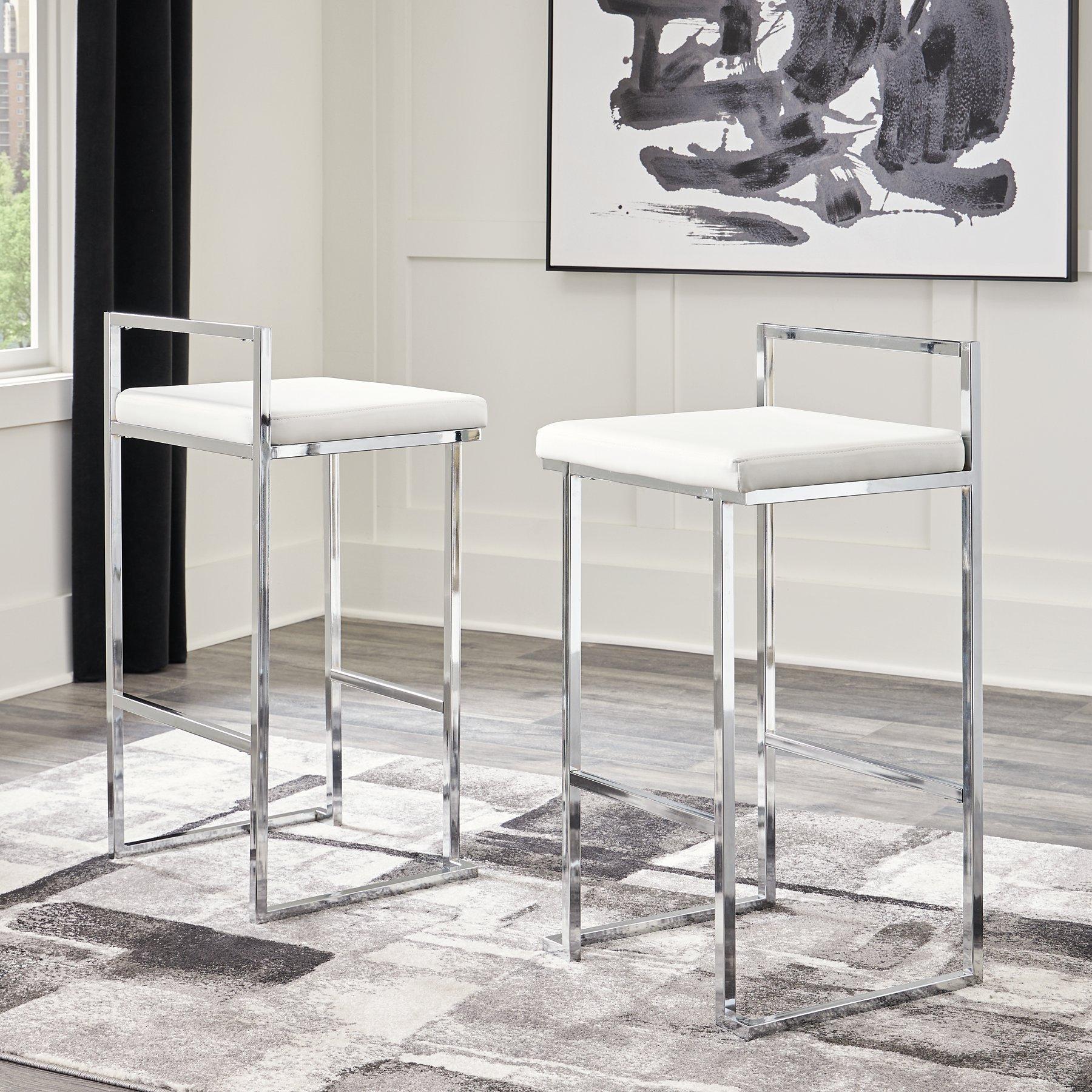Madanere Bar Height Bar Stool - Luxury Home Furniture (MI)