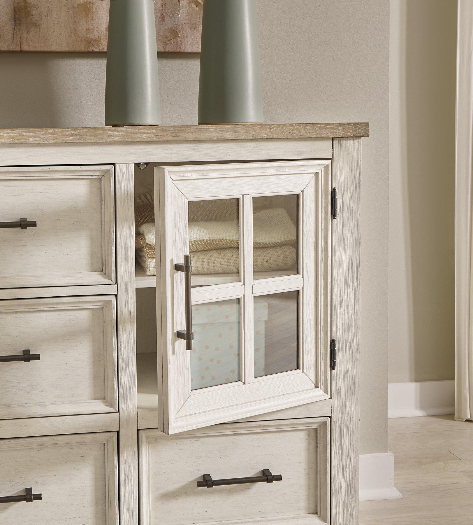 Shaybrock Dresser and Mirror - Luxury Home Furniture (MI)