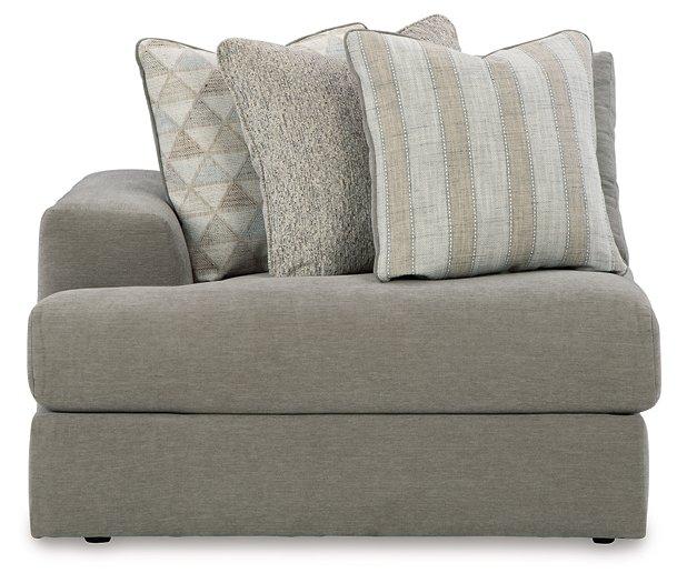 Avaliyah Sectional - Luxury Home Furniture (MI)