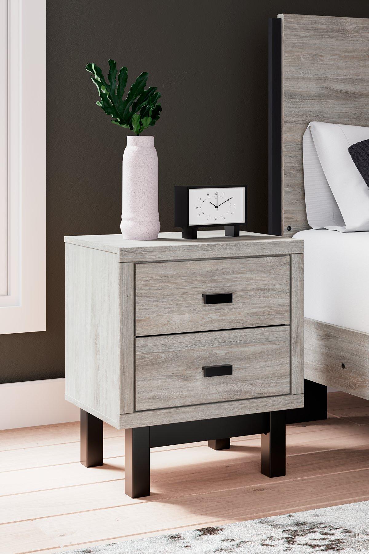 Vessalli Bed with Extensions - Luxury Home Furniture (MI)