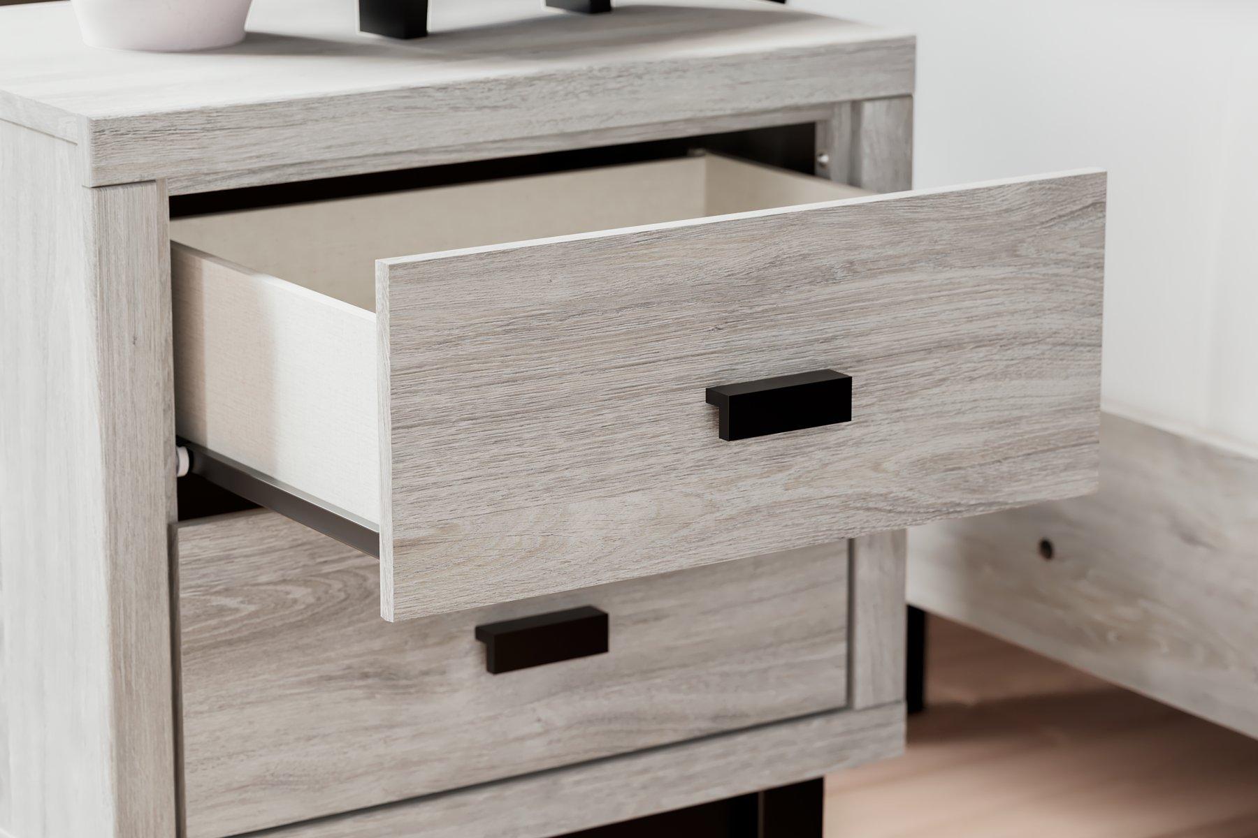 Vessalli Bed with Extensions - Luxury Home Furniture (MI)
