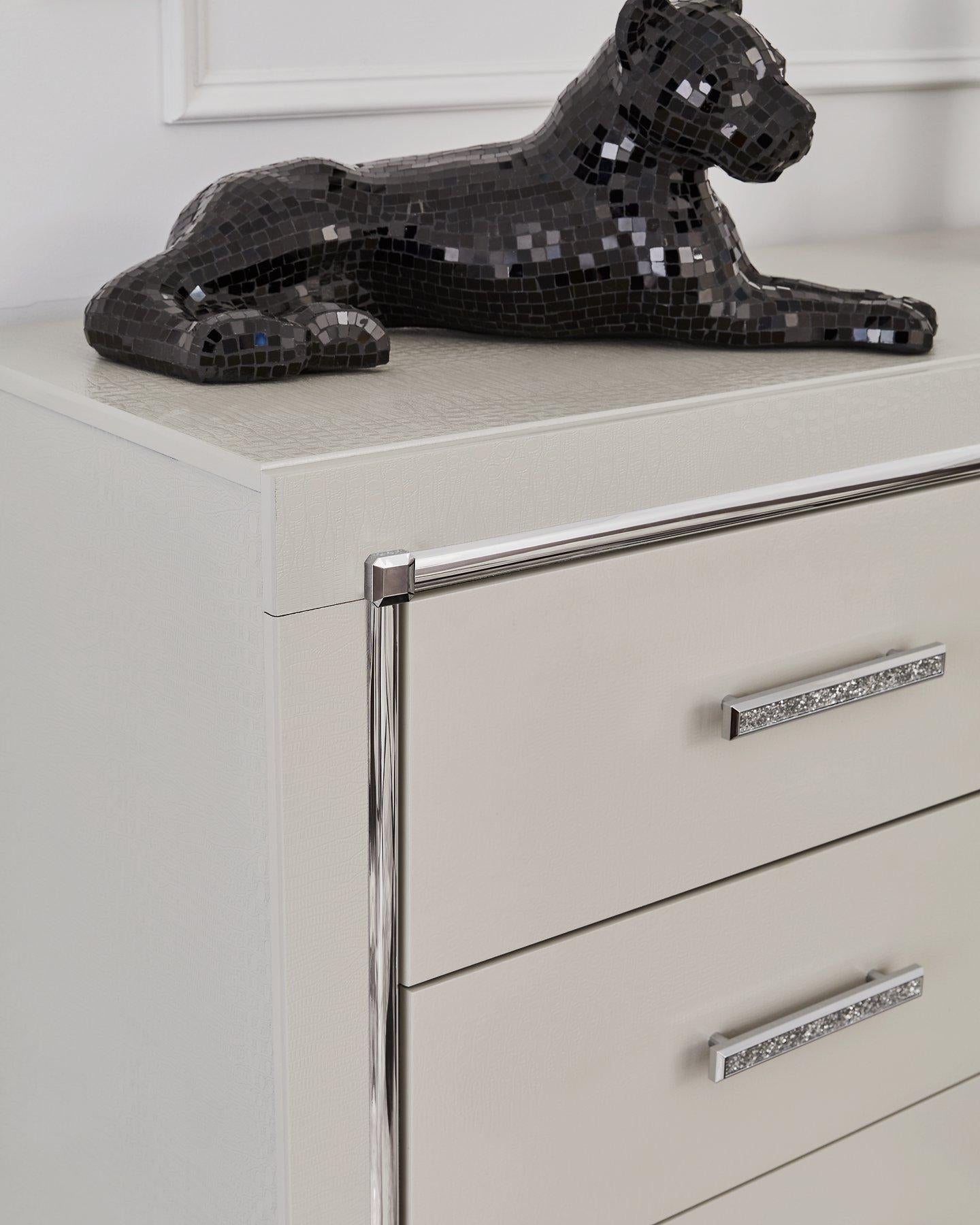 Zyniden Dresser and Mirror - Luxury Home Furniture (MI)
