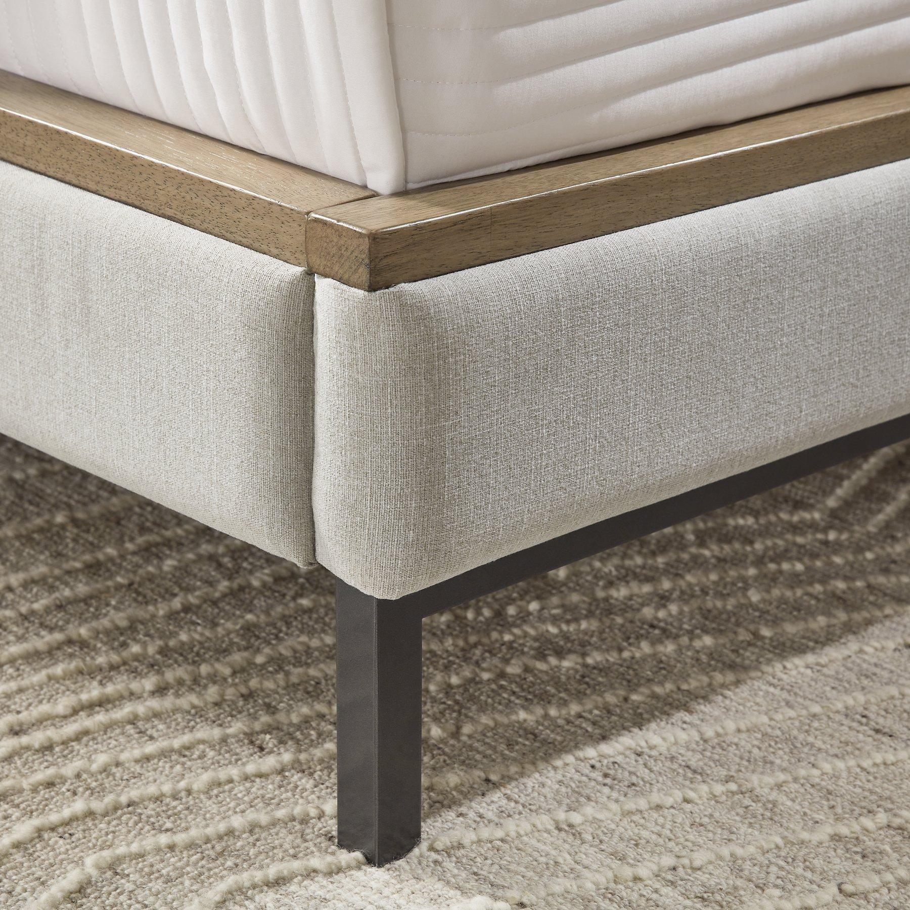 Tomtyn Upholstered Bed - Luxury Home Furniture (MI)