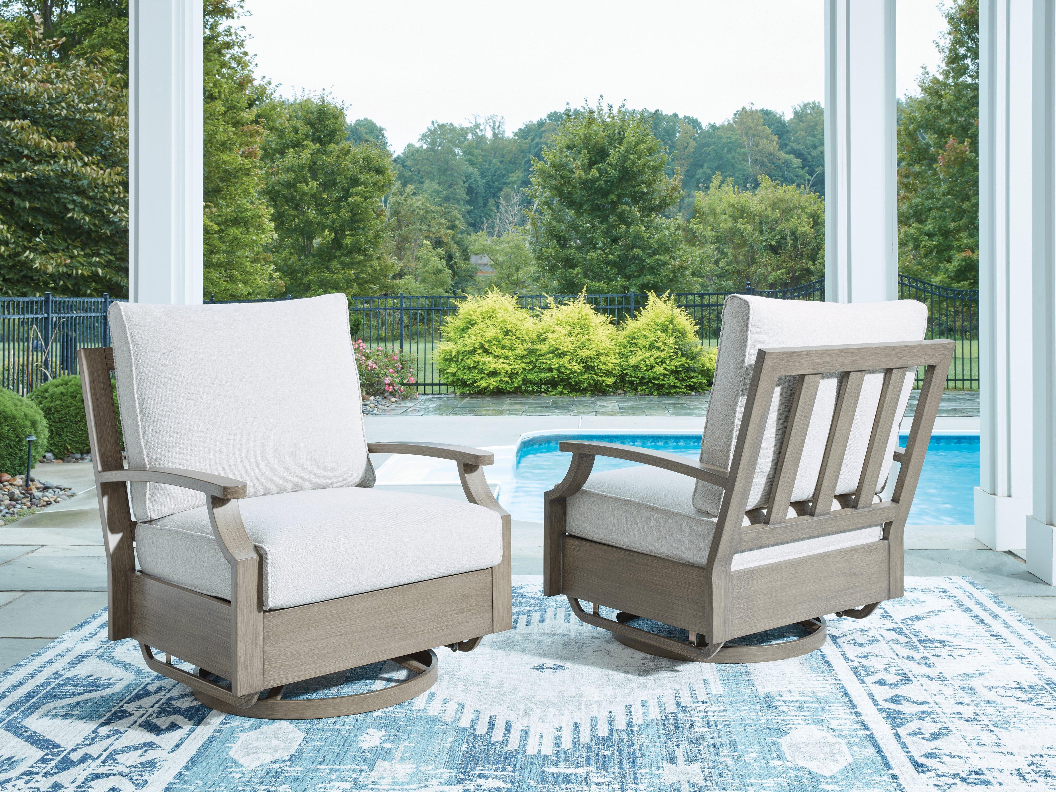 Rainier Ranch Outdoor Swivel Glider Chair with Cushion - Luxury Home Furniture (MI)