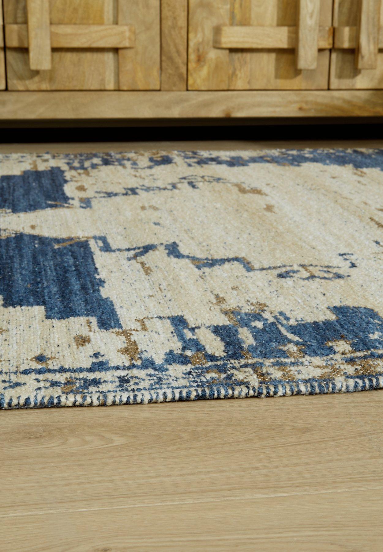 Varnler Rug - Luxury Home Furniture (MI)